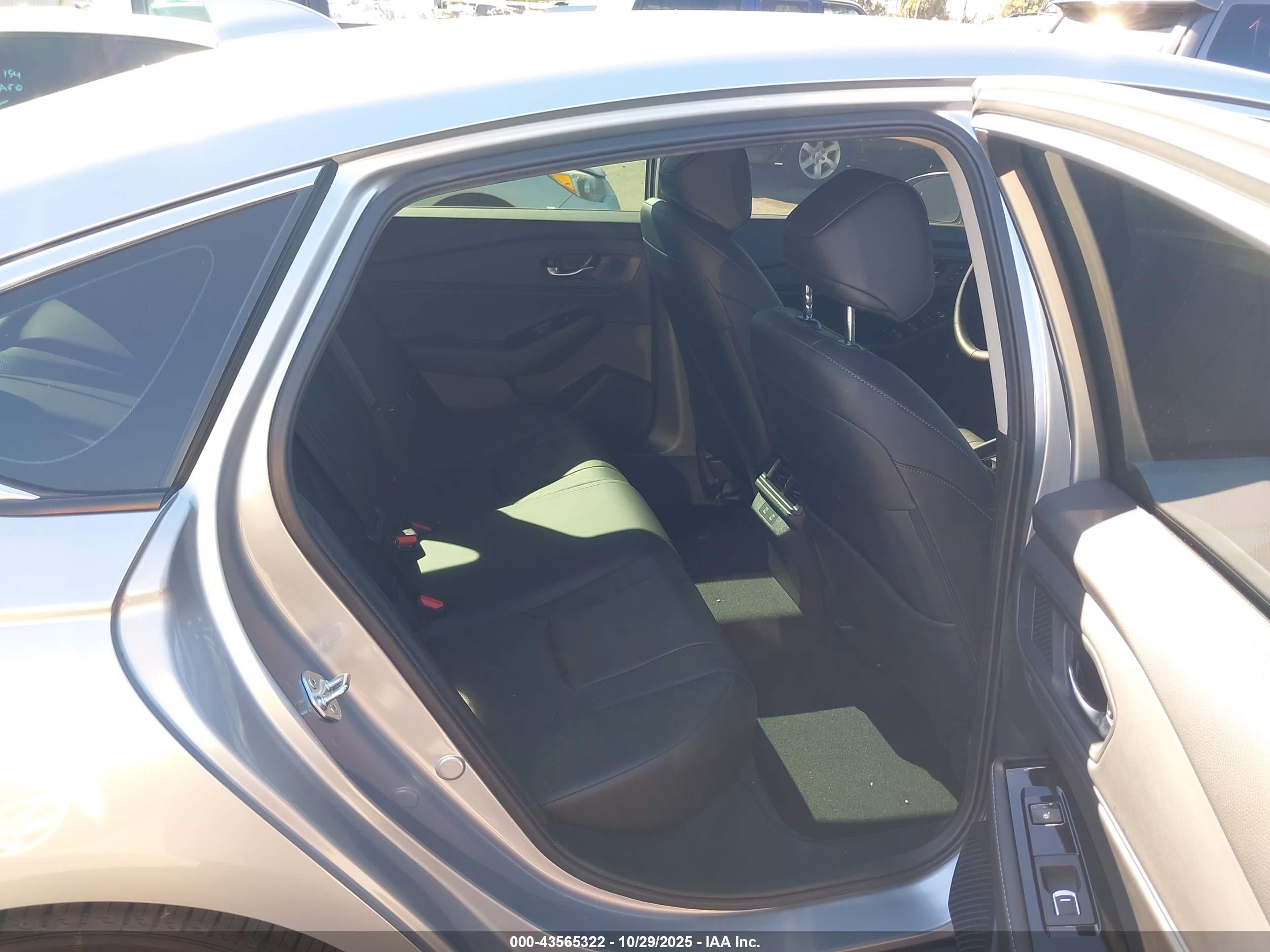 HONDA ACCORD image 8