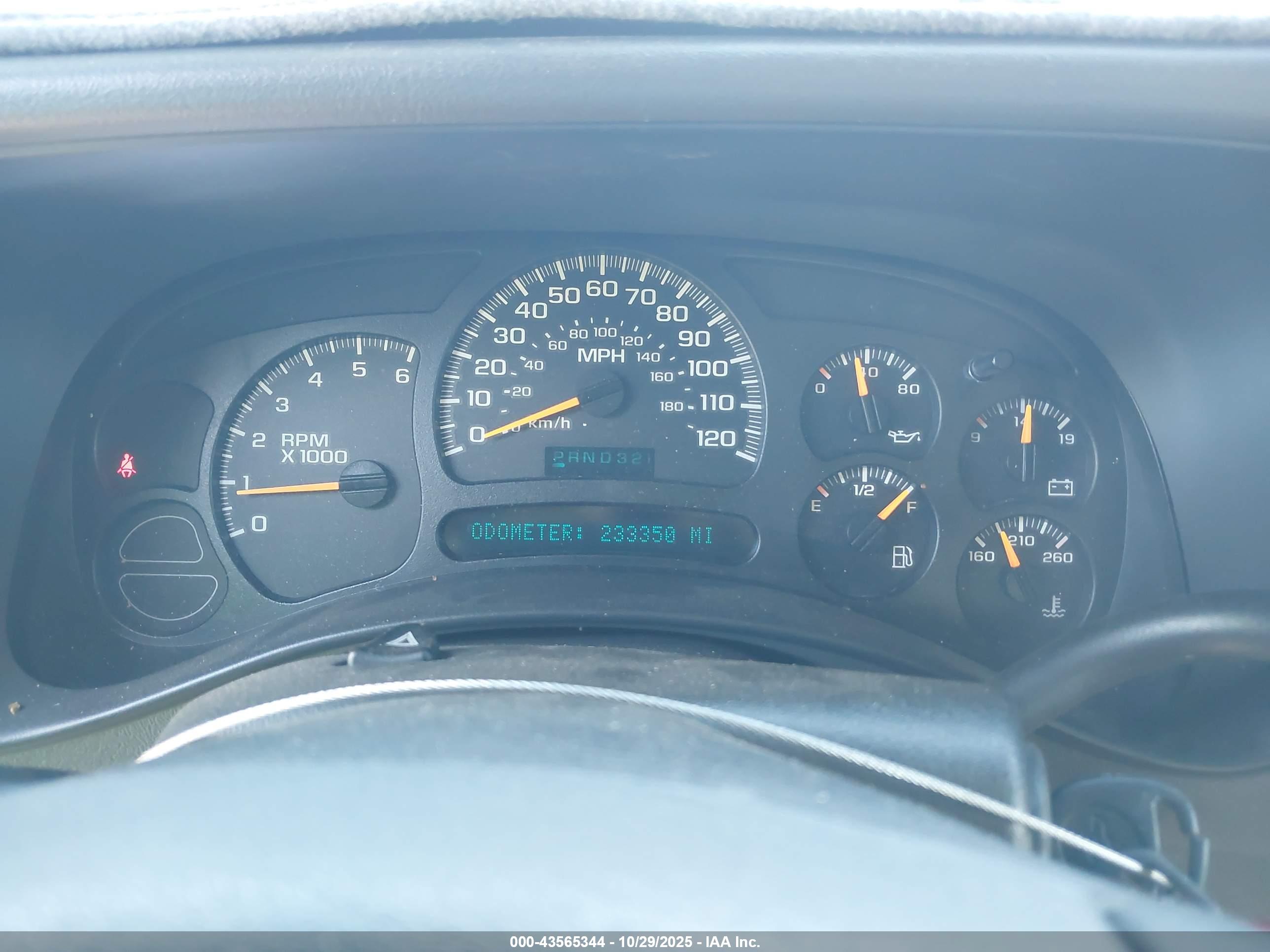 CHEVROLET AVALANCHE image 7