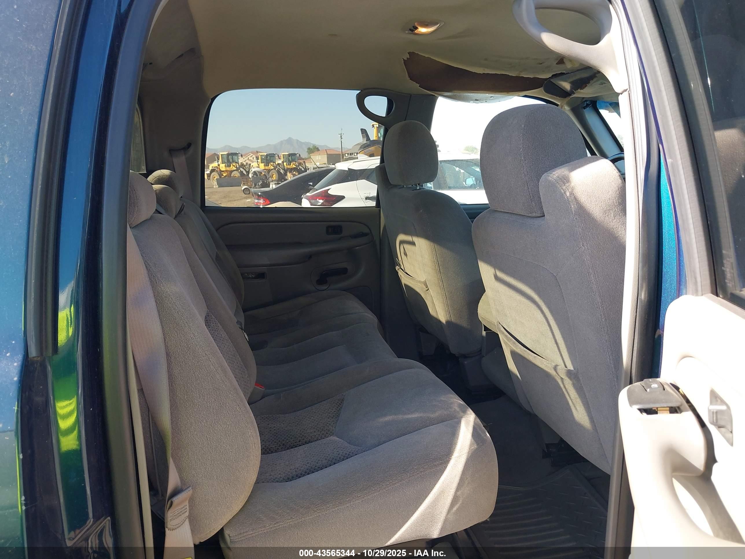 CHEVROLET AVALANCHE image 8