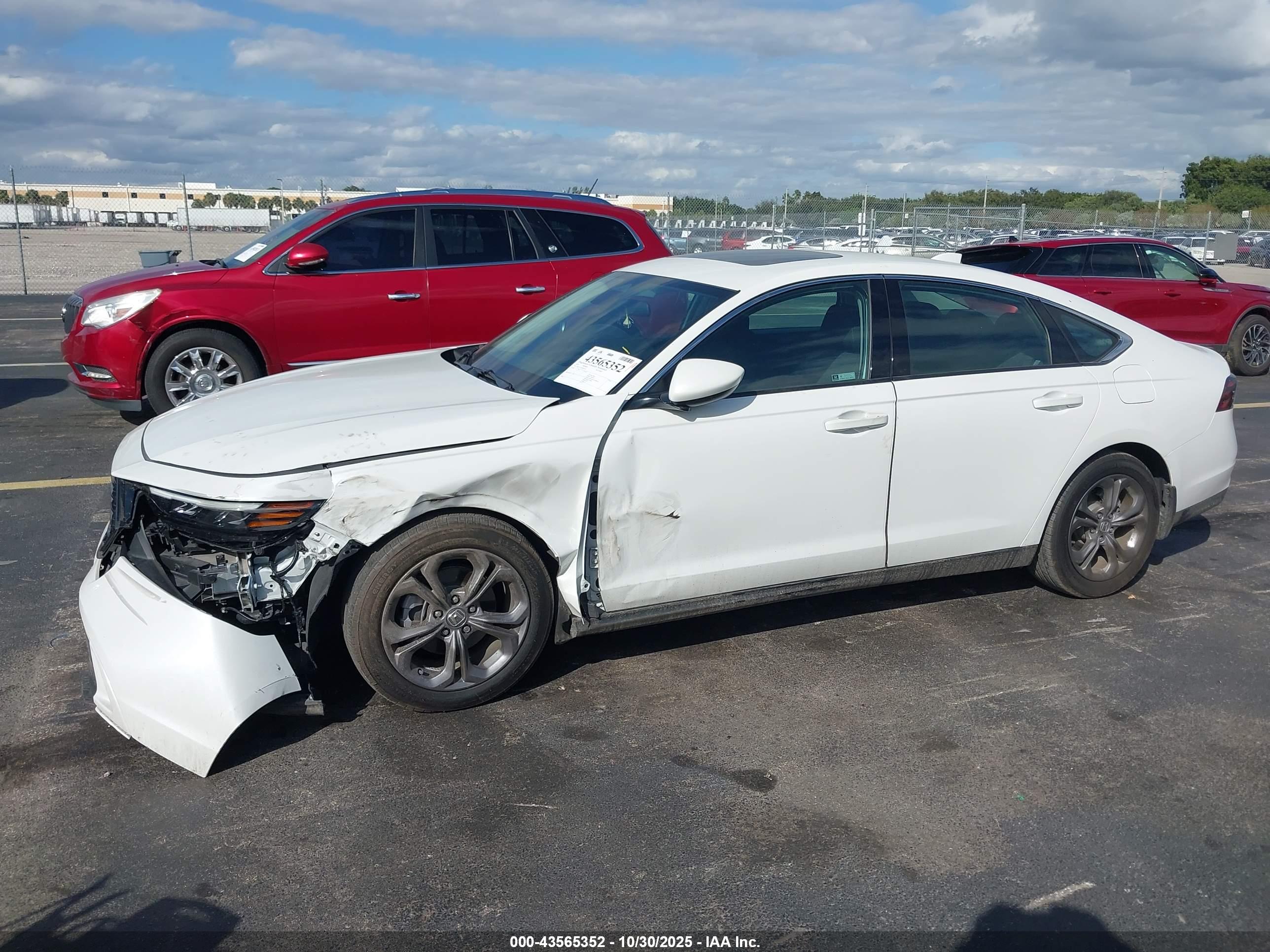 HONDA ACCORD image 6