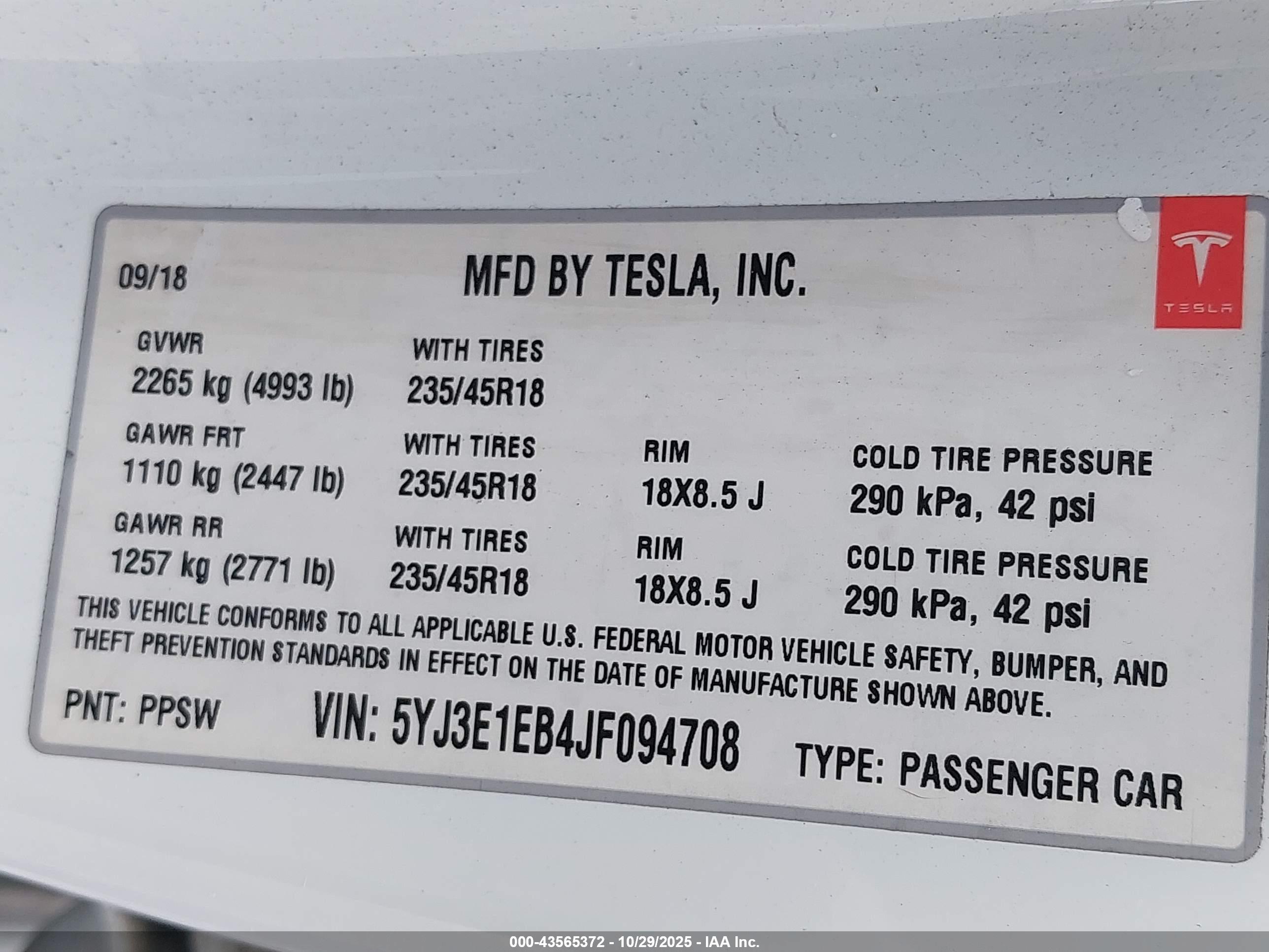 TESLA MODEL image 9