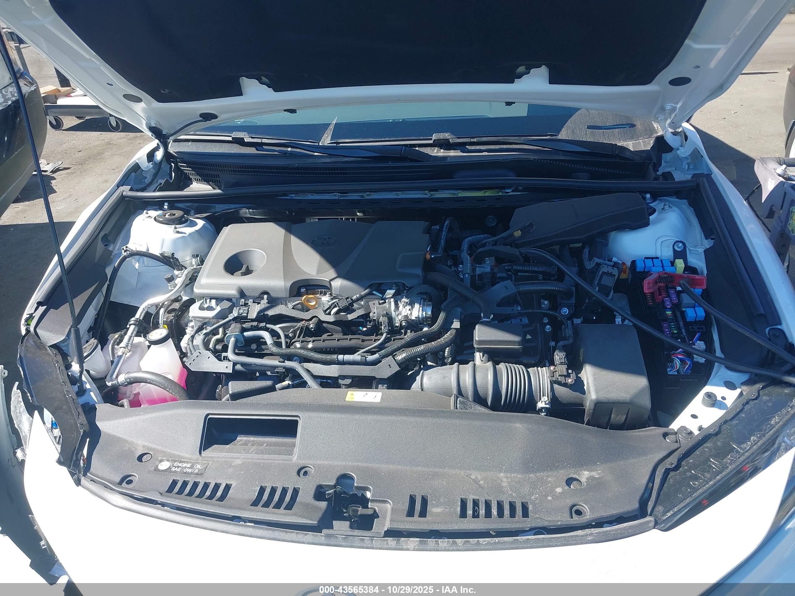 TOYOTA CAMRY image 10