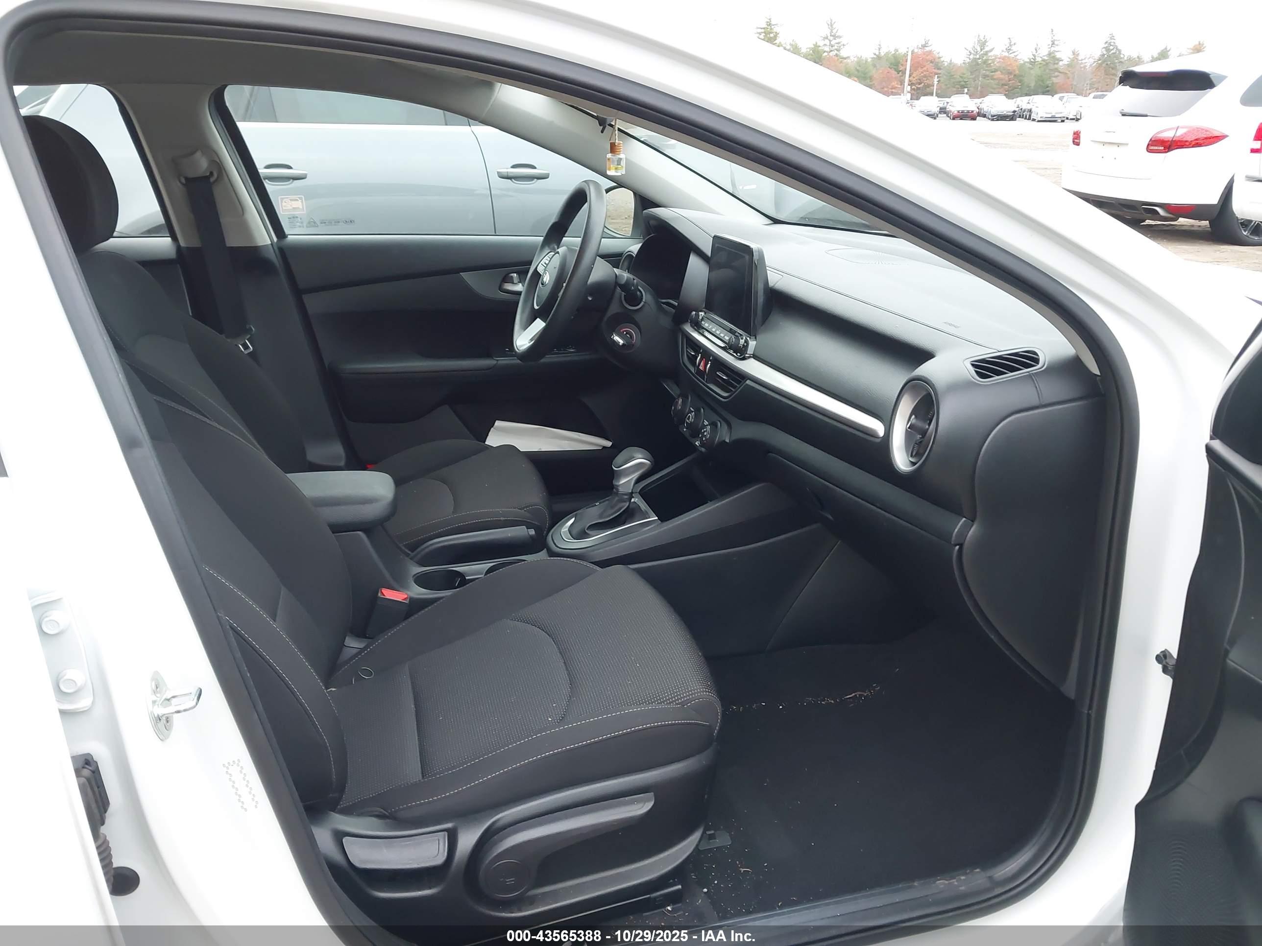 KIA FORTE image 5