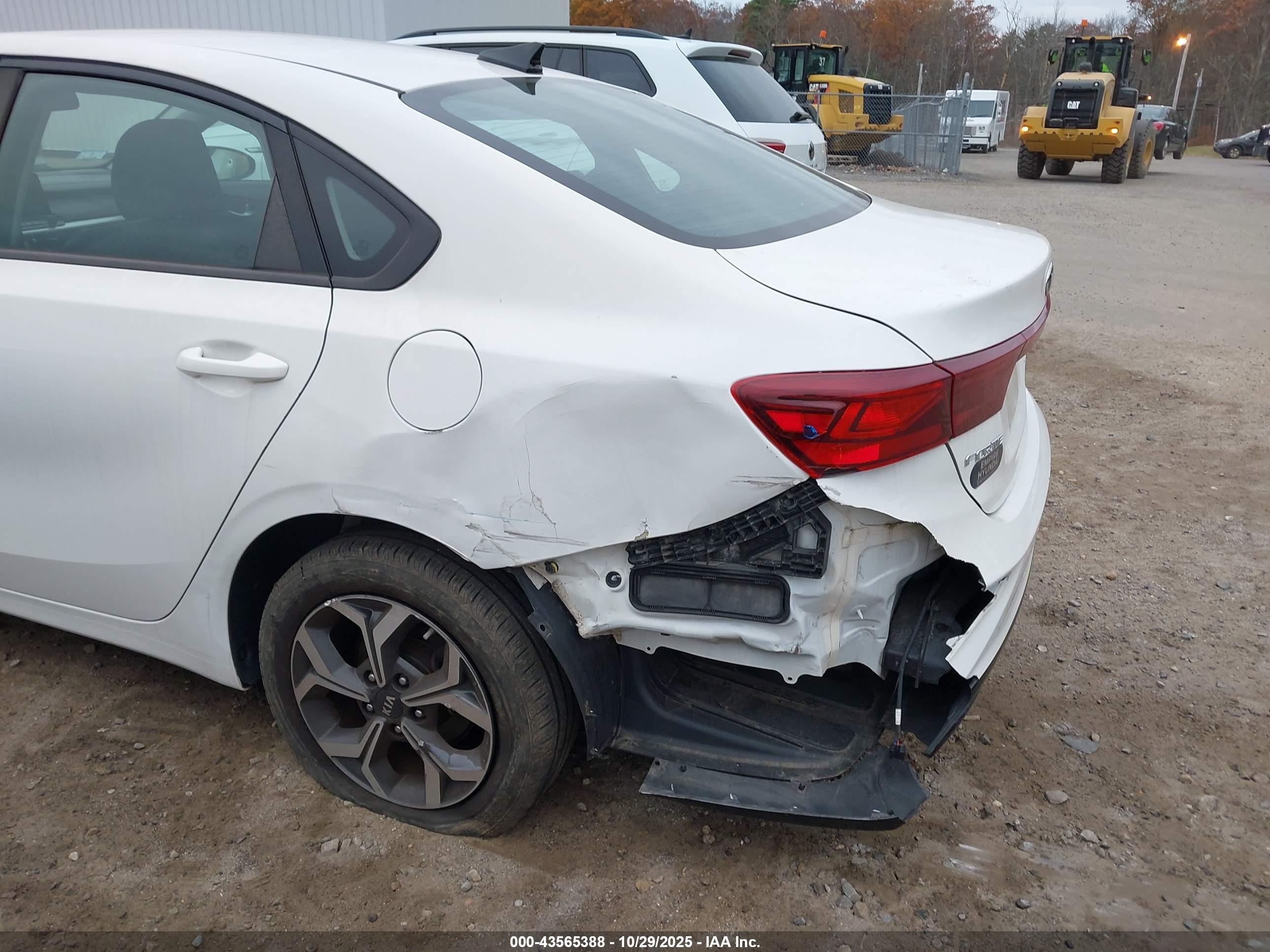 KIA FORTE image 6
