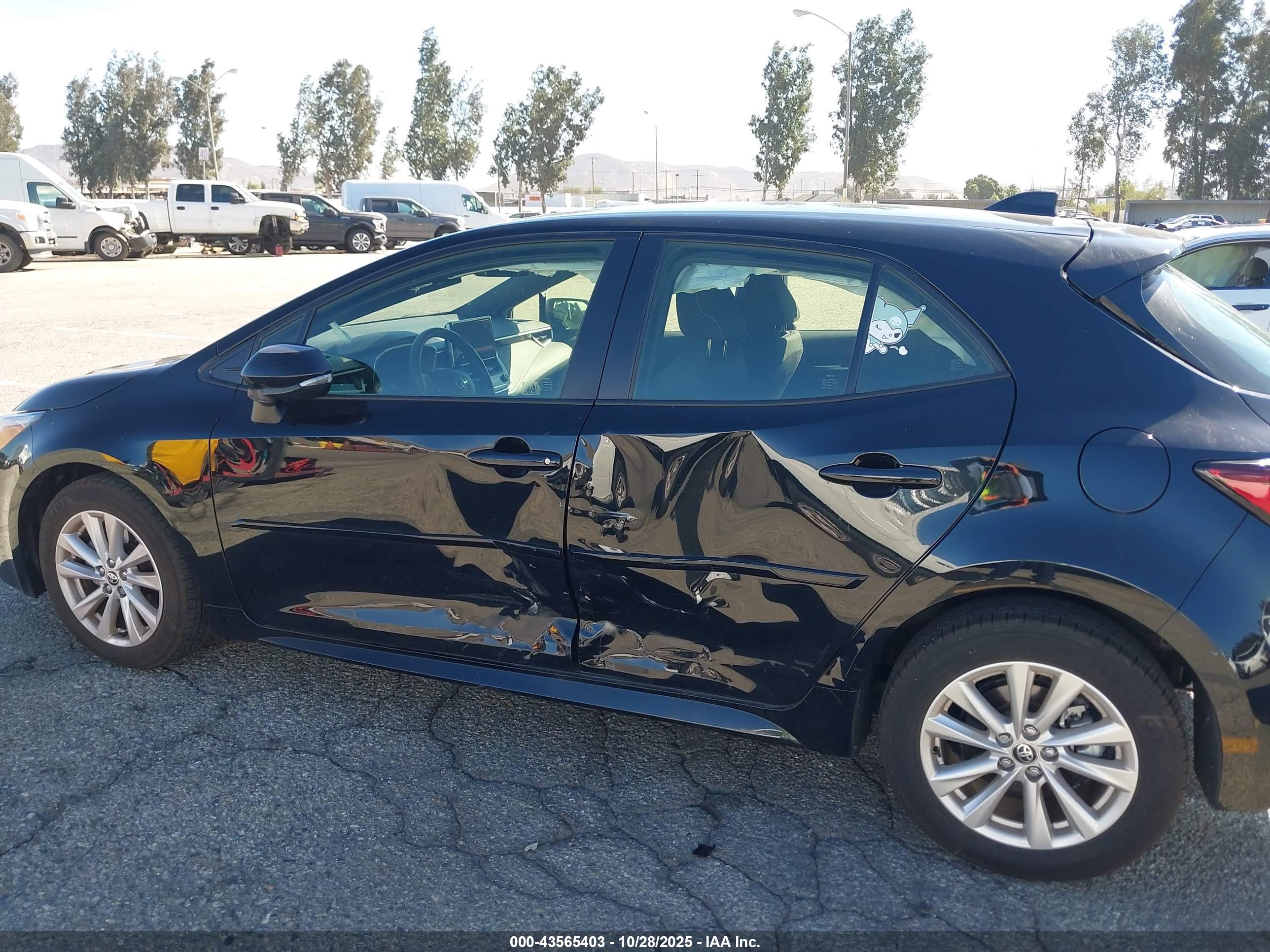 TOYOTA COROLLA image 6