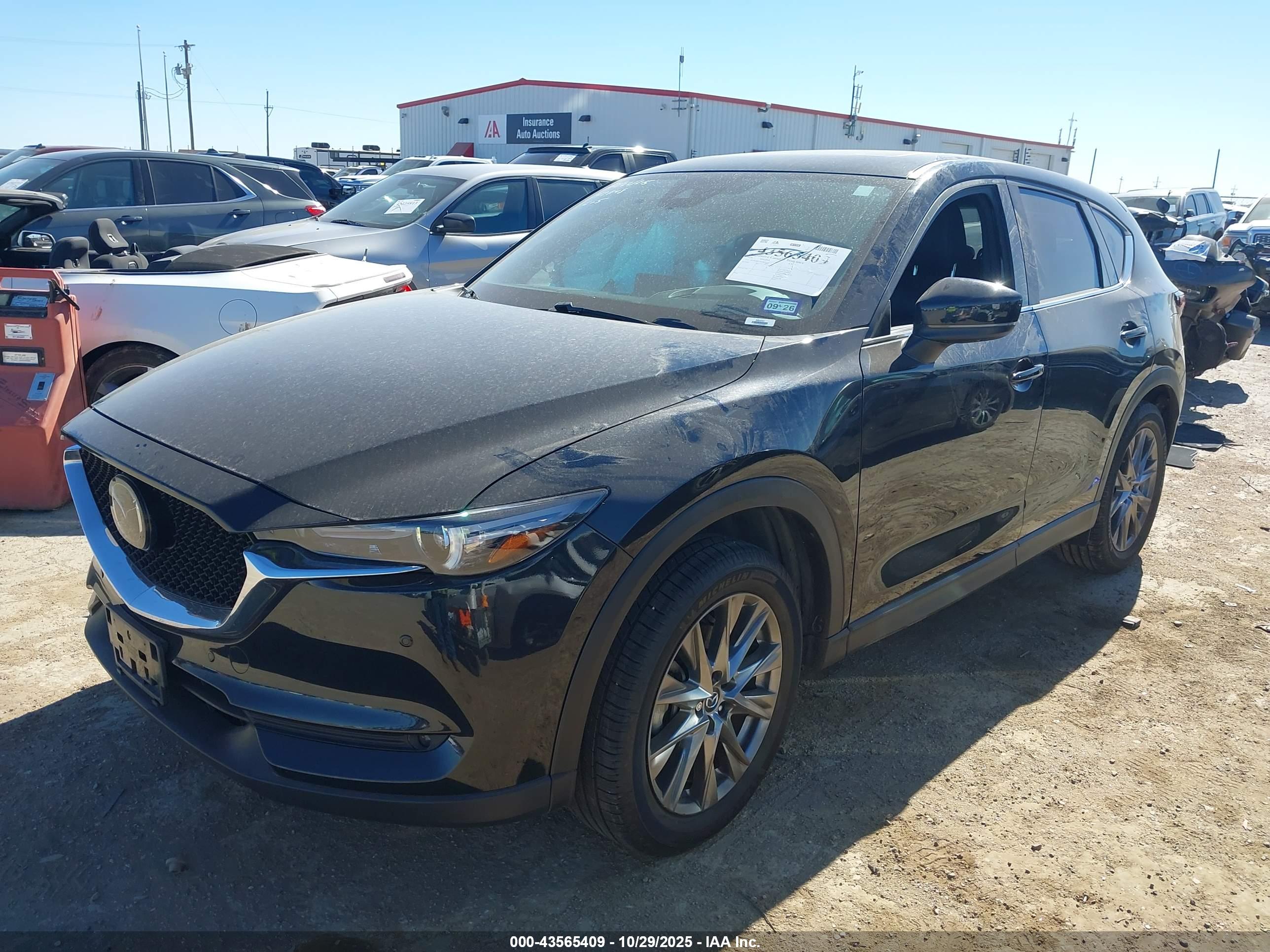 MAZDA CX-5 image 2