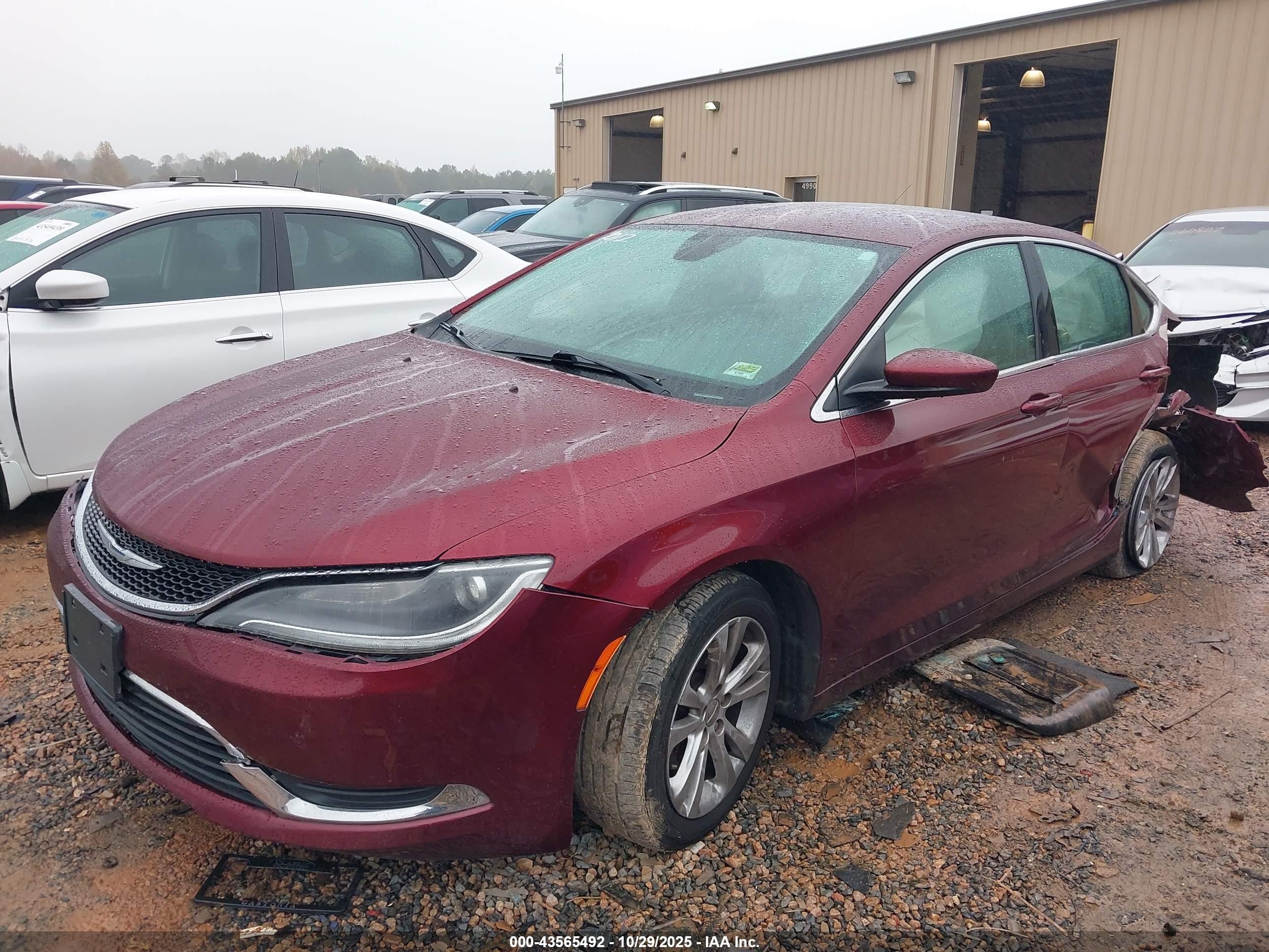 CHRYSLER 200 image 2