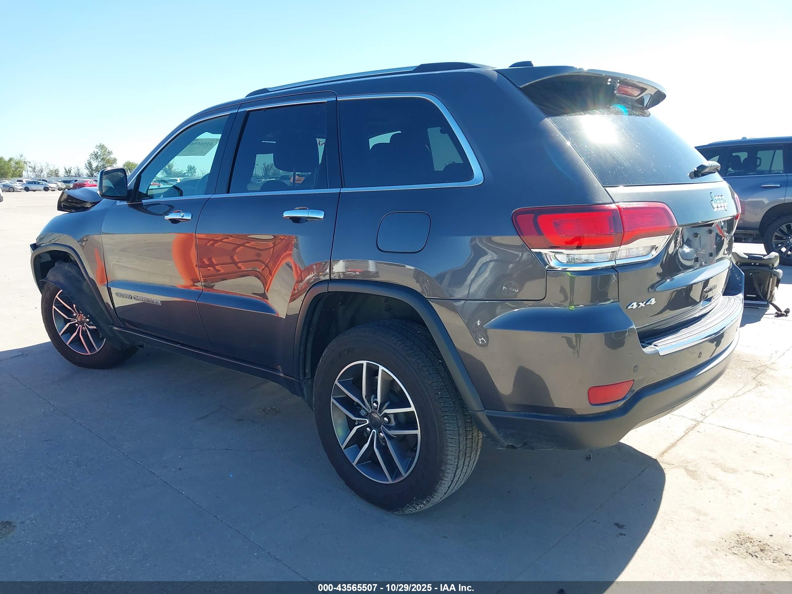 JEEP GRAND image 3