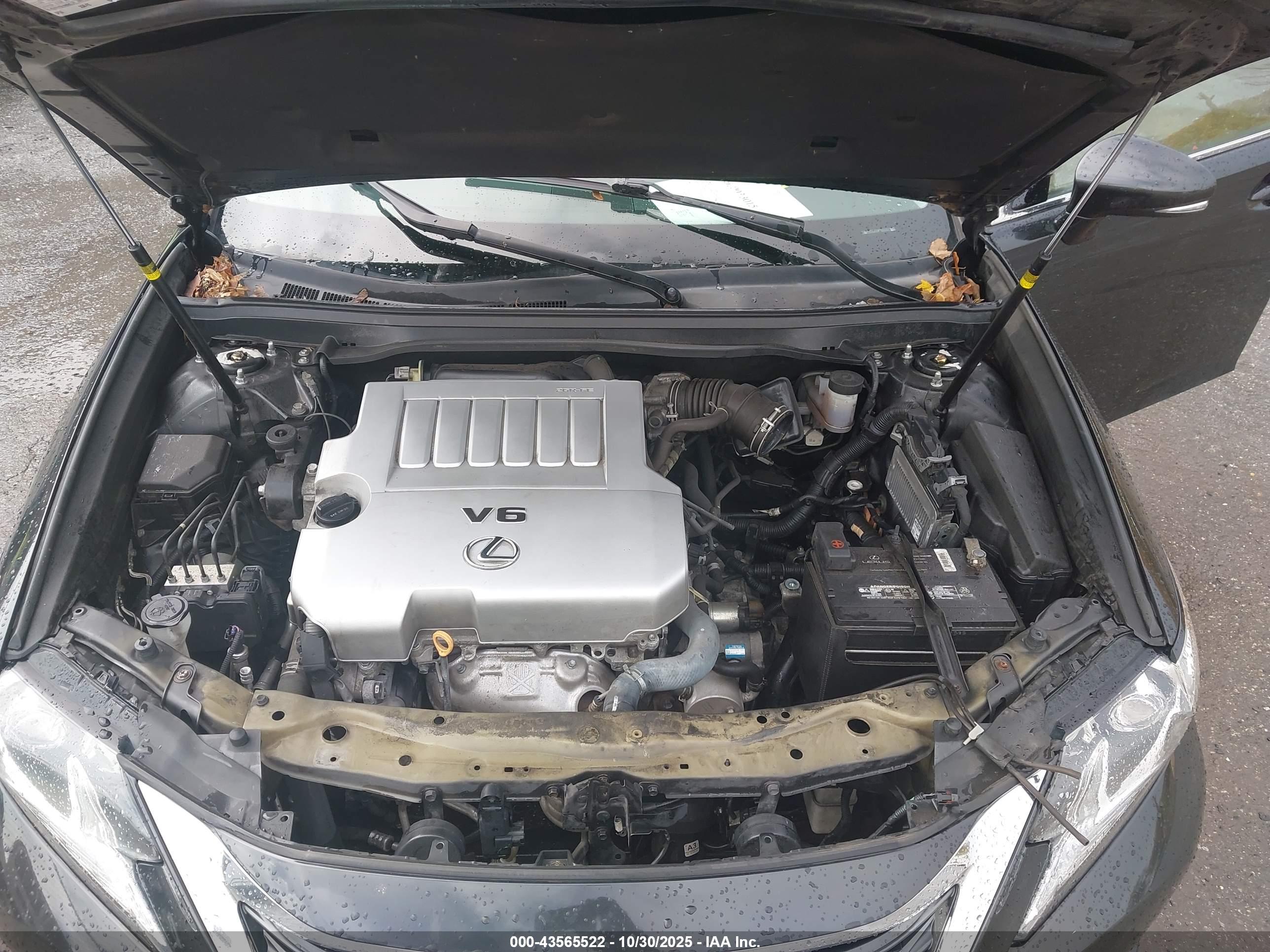 LEXUS ES image 10