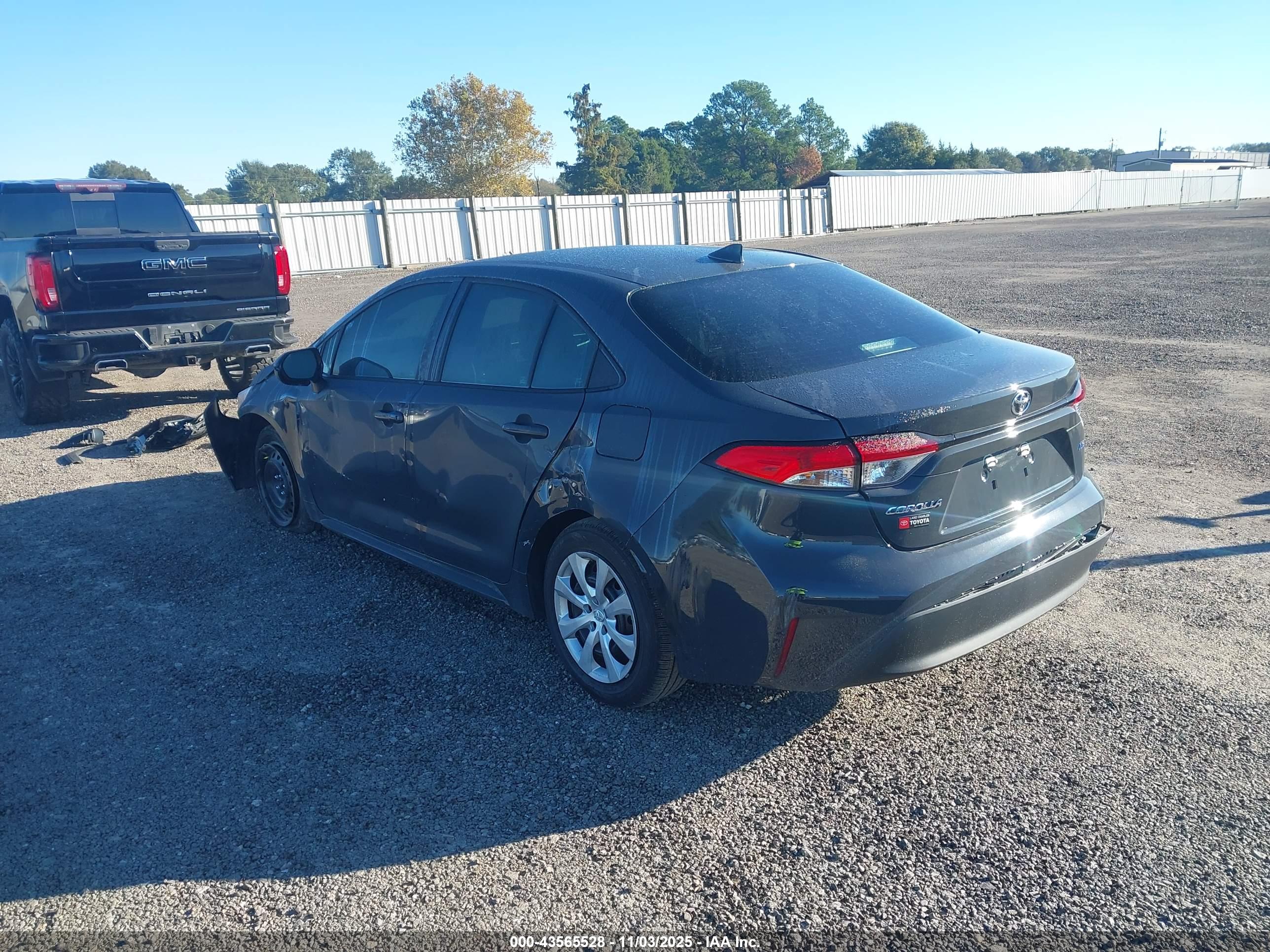TOYOTA COROLLA image 3