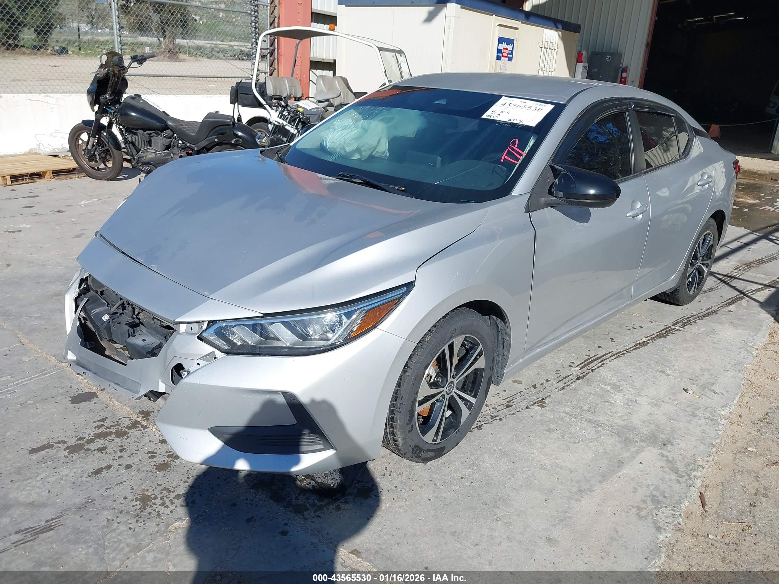 NISSAN SENTRA image 2