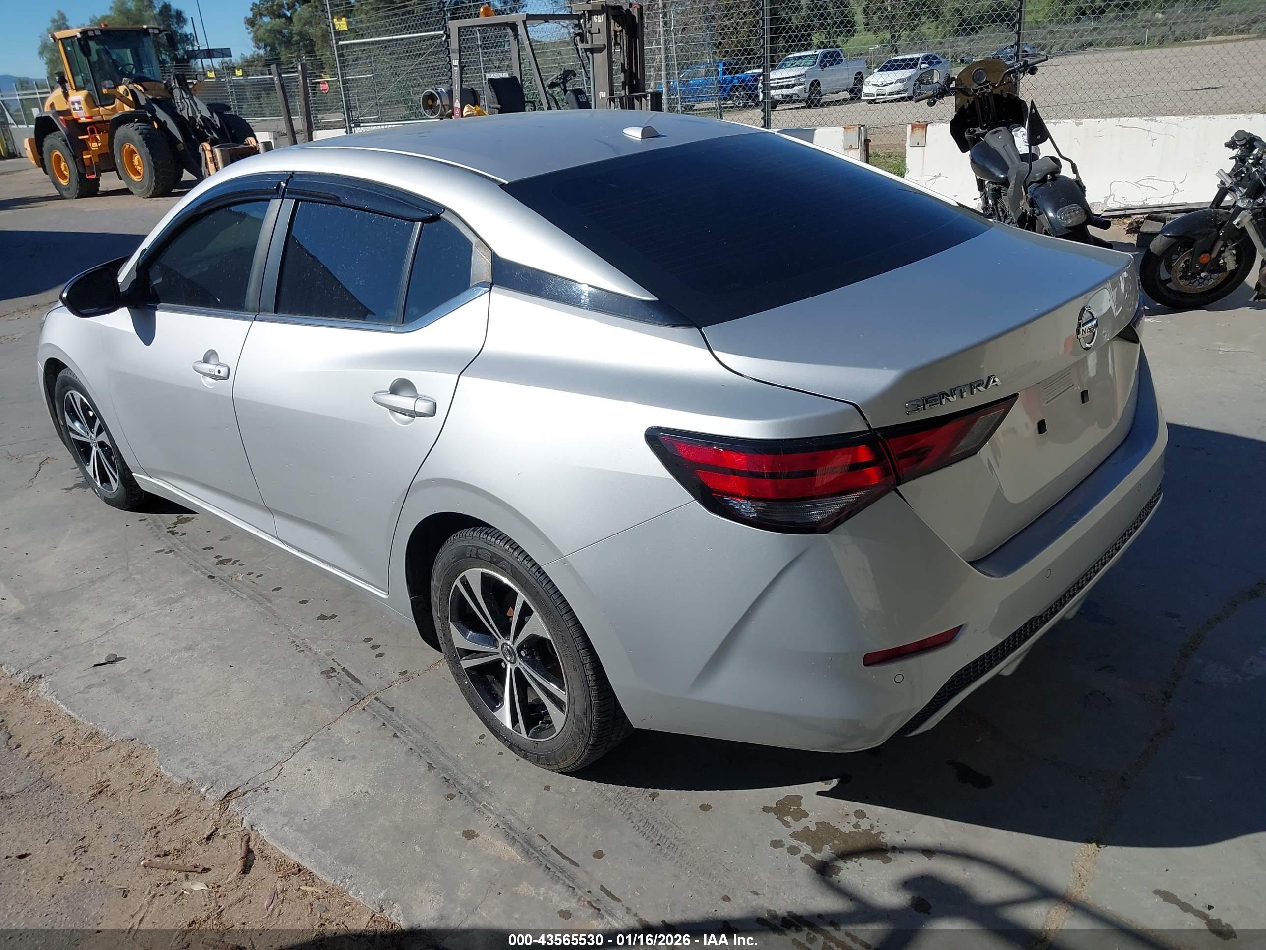 NISSAN SENTRA image 3