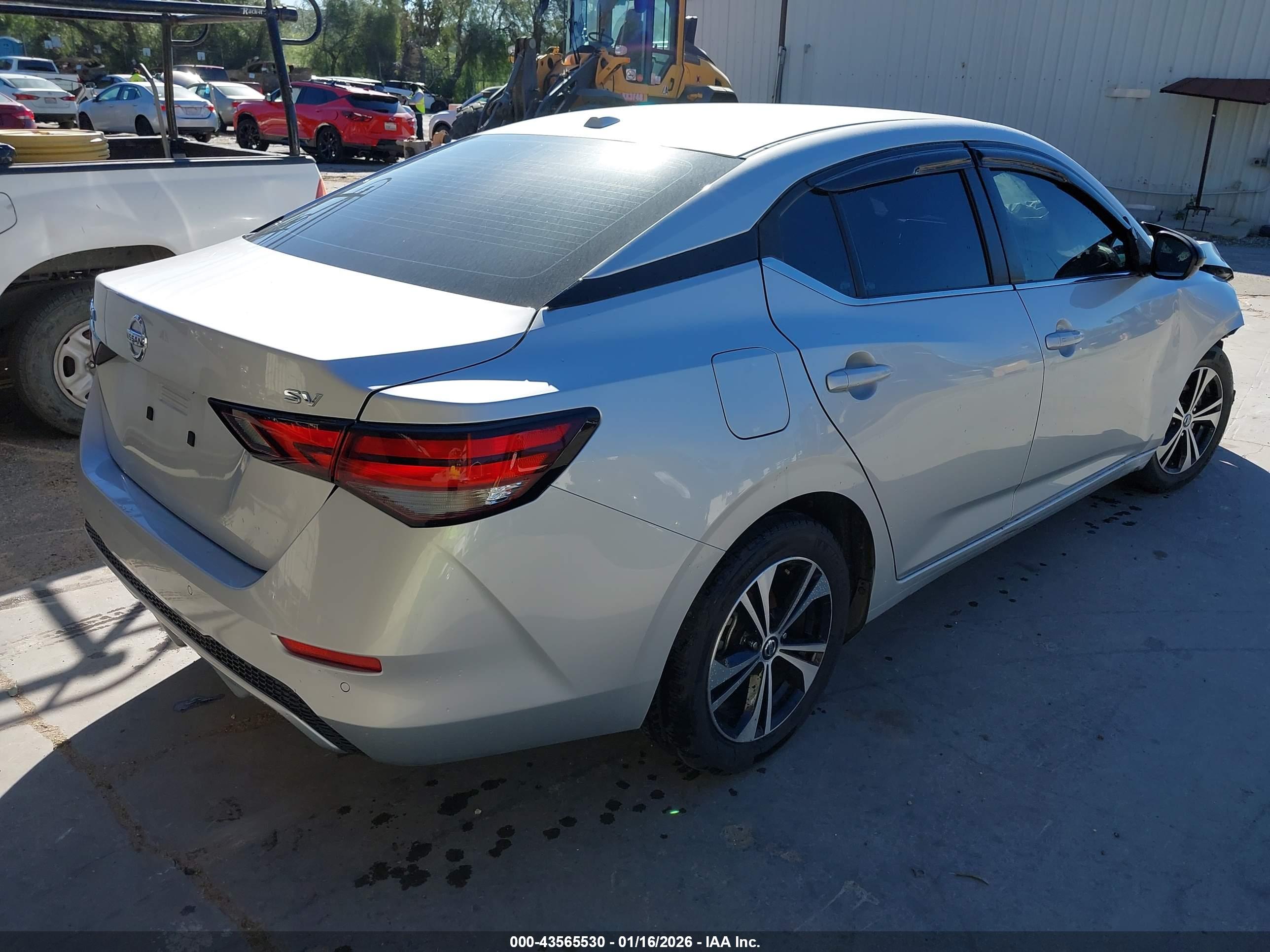 NISSAN SENTRA image 4