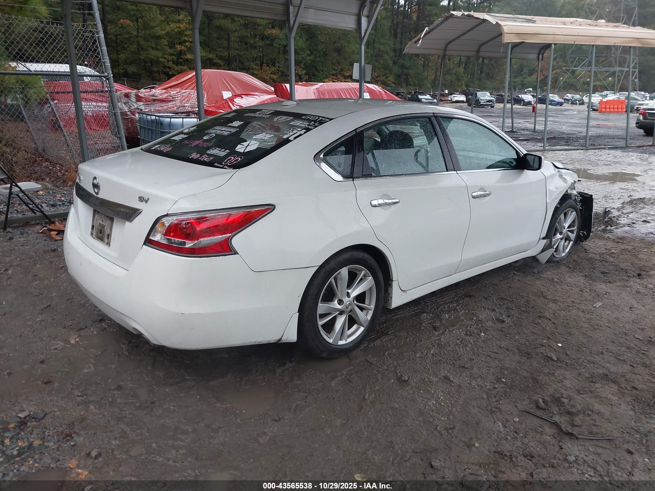 NISSAN ALTIMA image 4