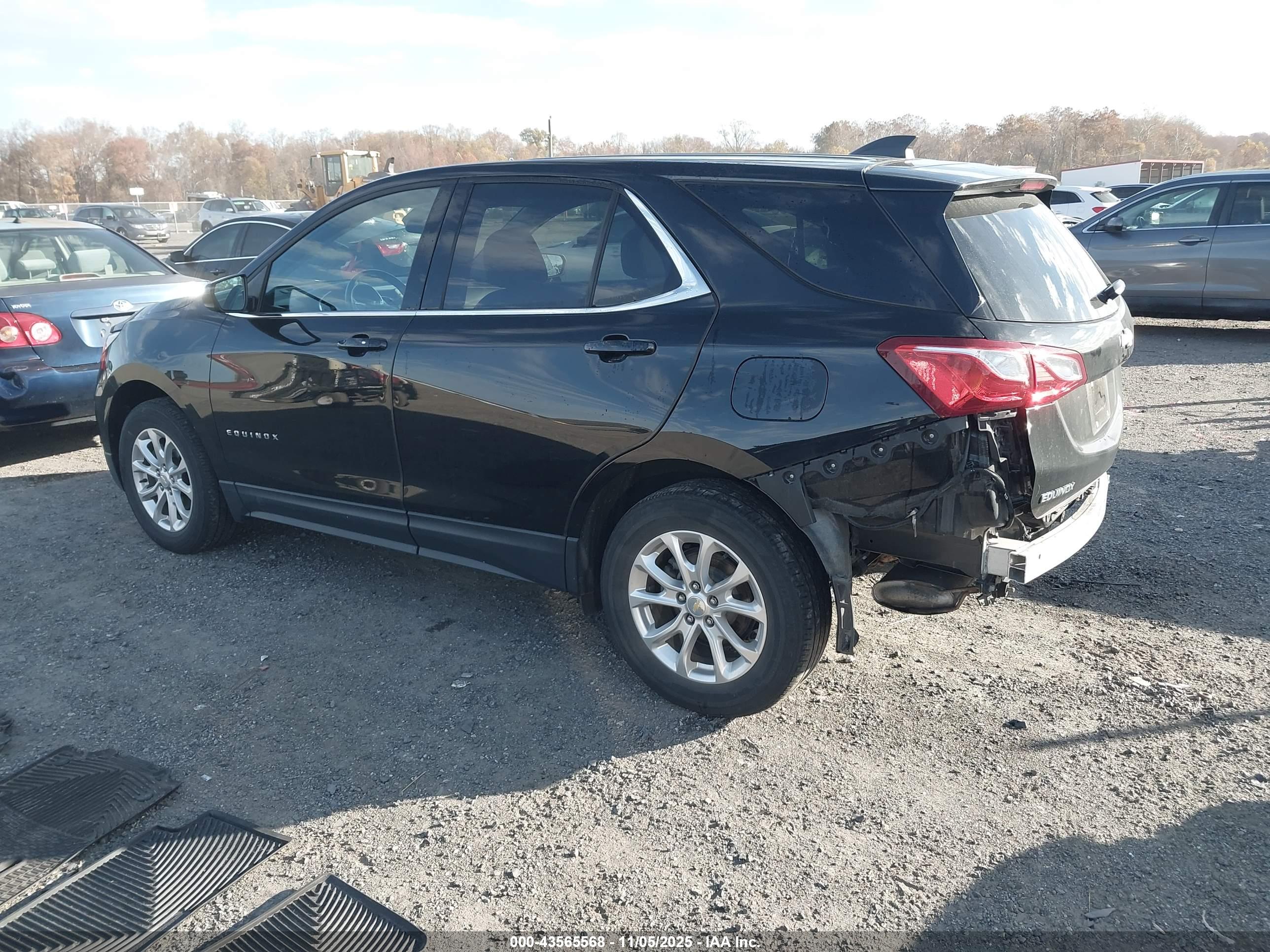 CHEVROLET EQUINOX image 3