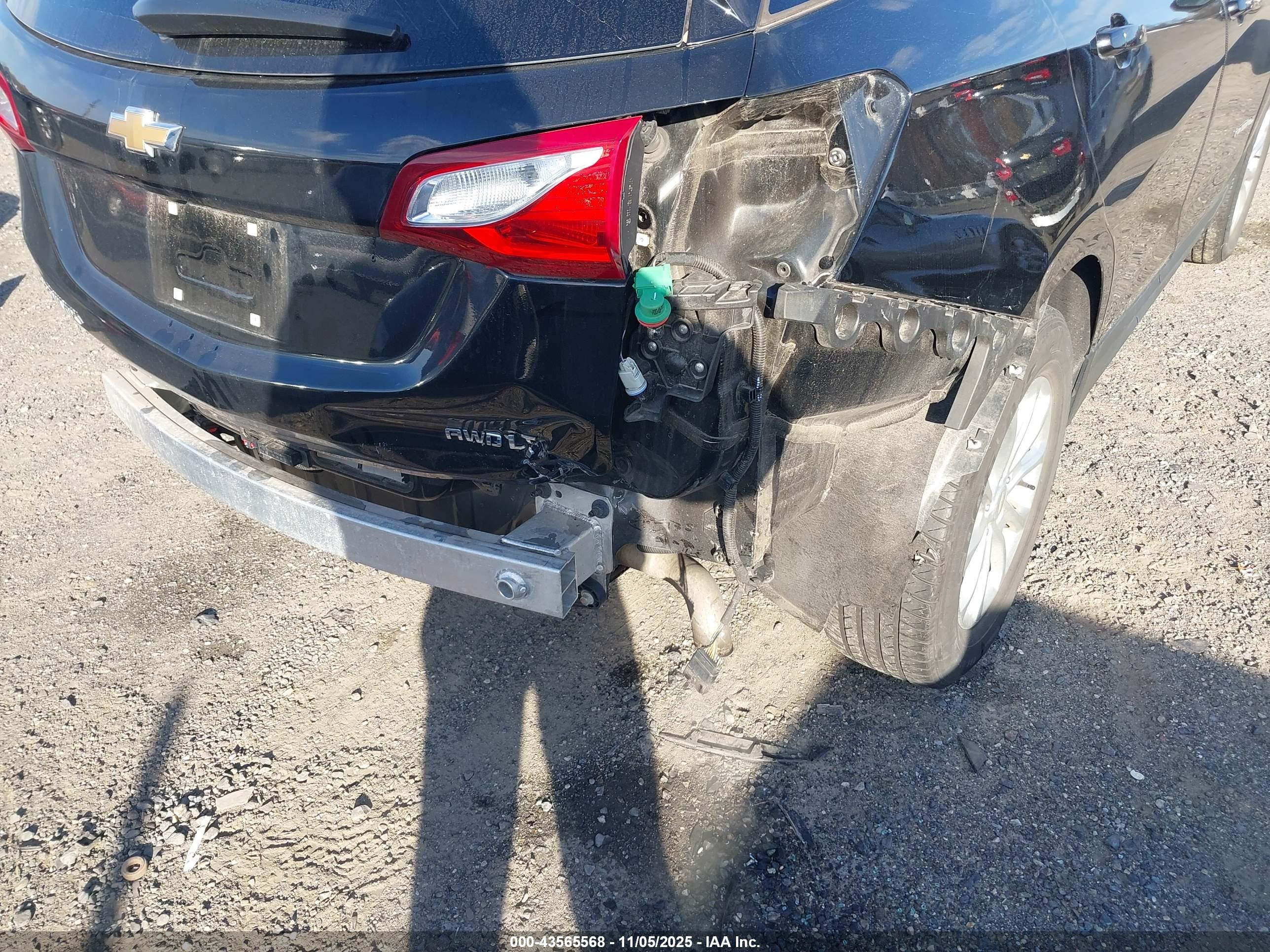 CHEVROLET EQUINOX image 6