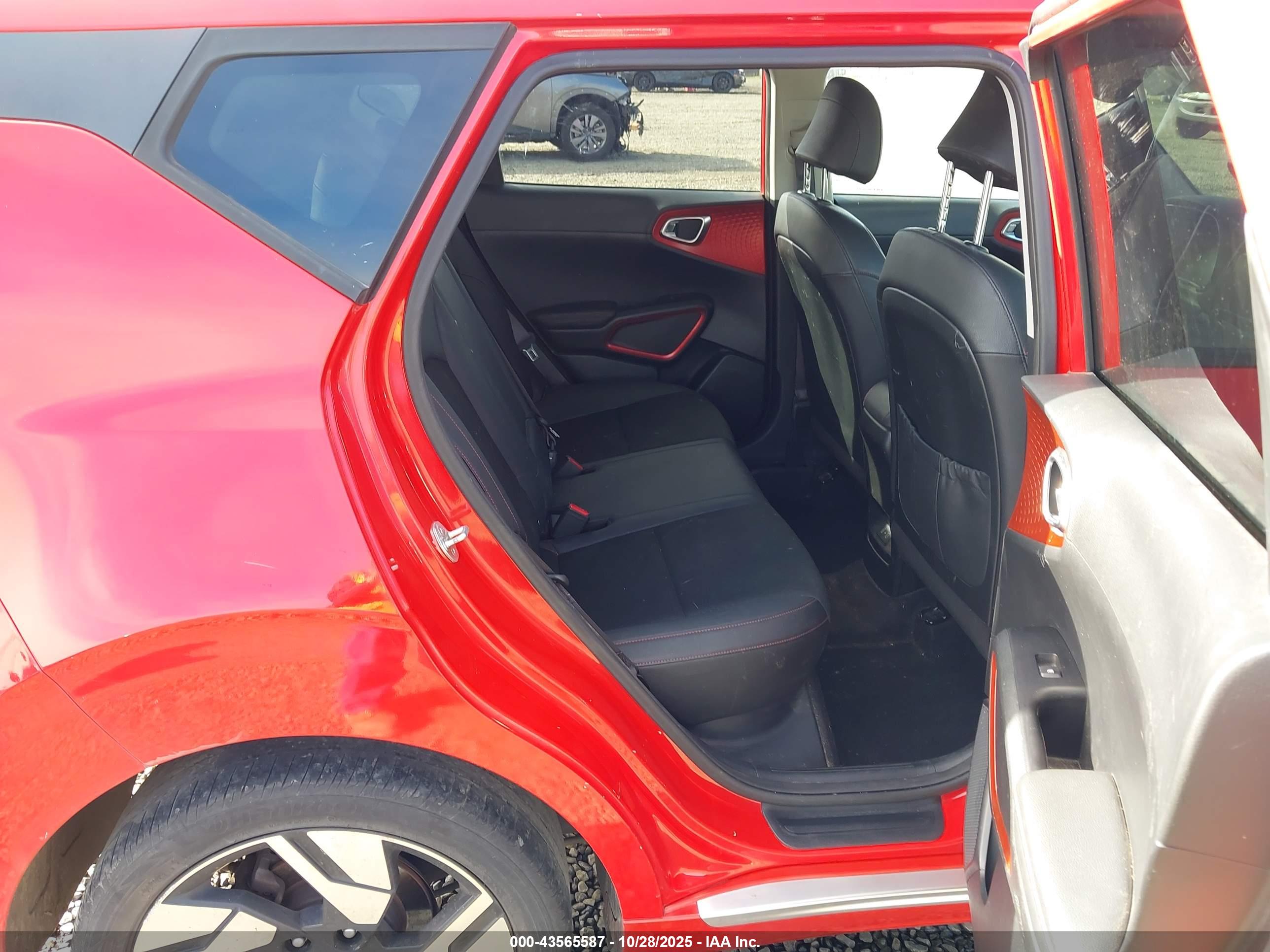 KIA SOUL image 8