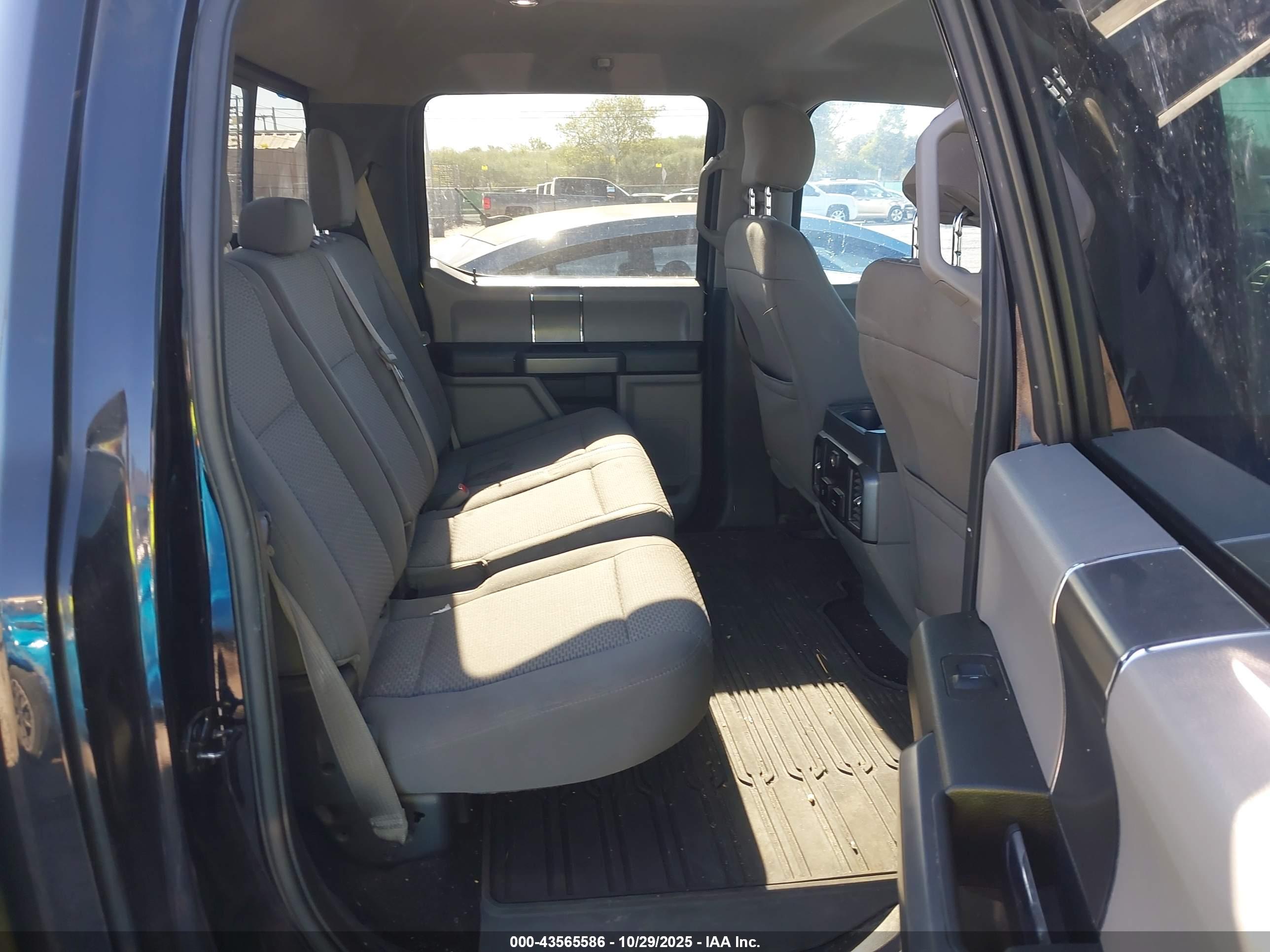 FORD F-150 image 8