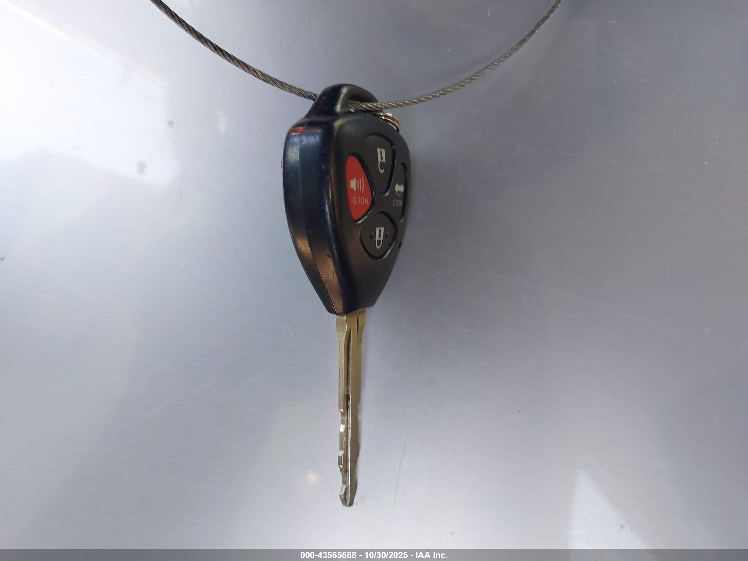 TOYOTA COROLLA image 11