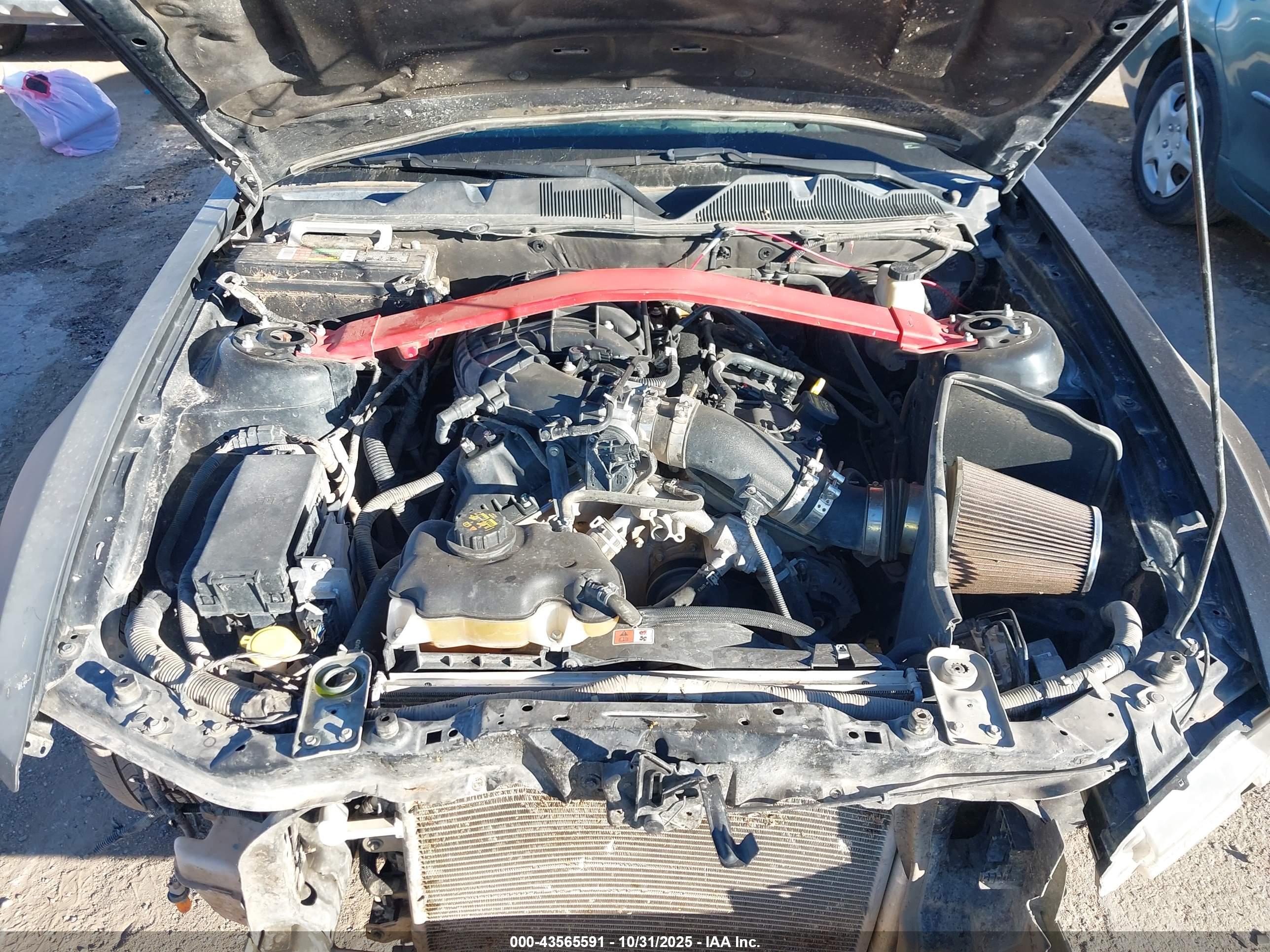 FORD MUSTANG image 10