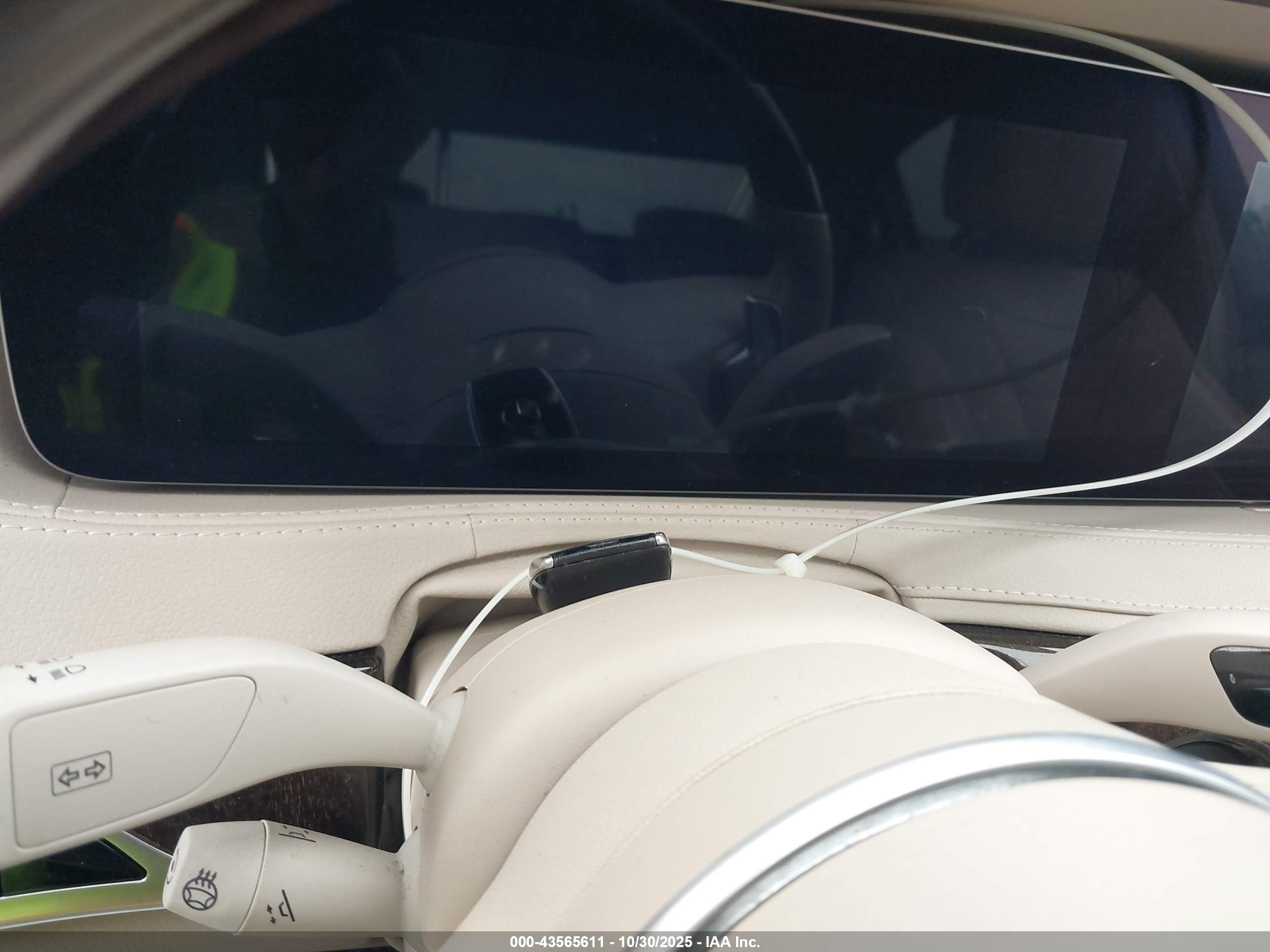 MERCEDES-BENZ S image 11