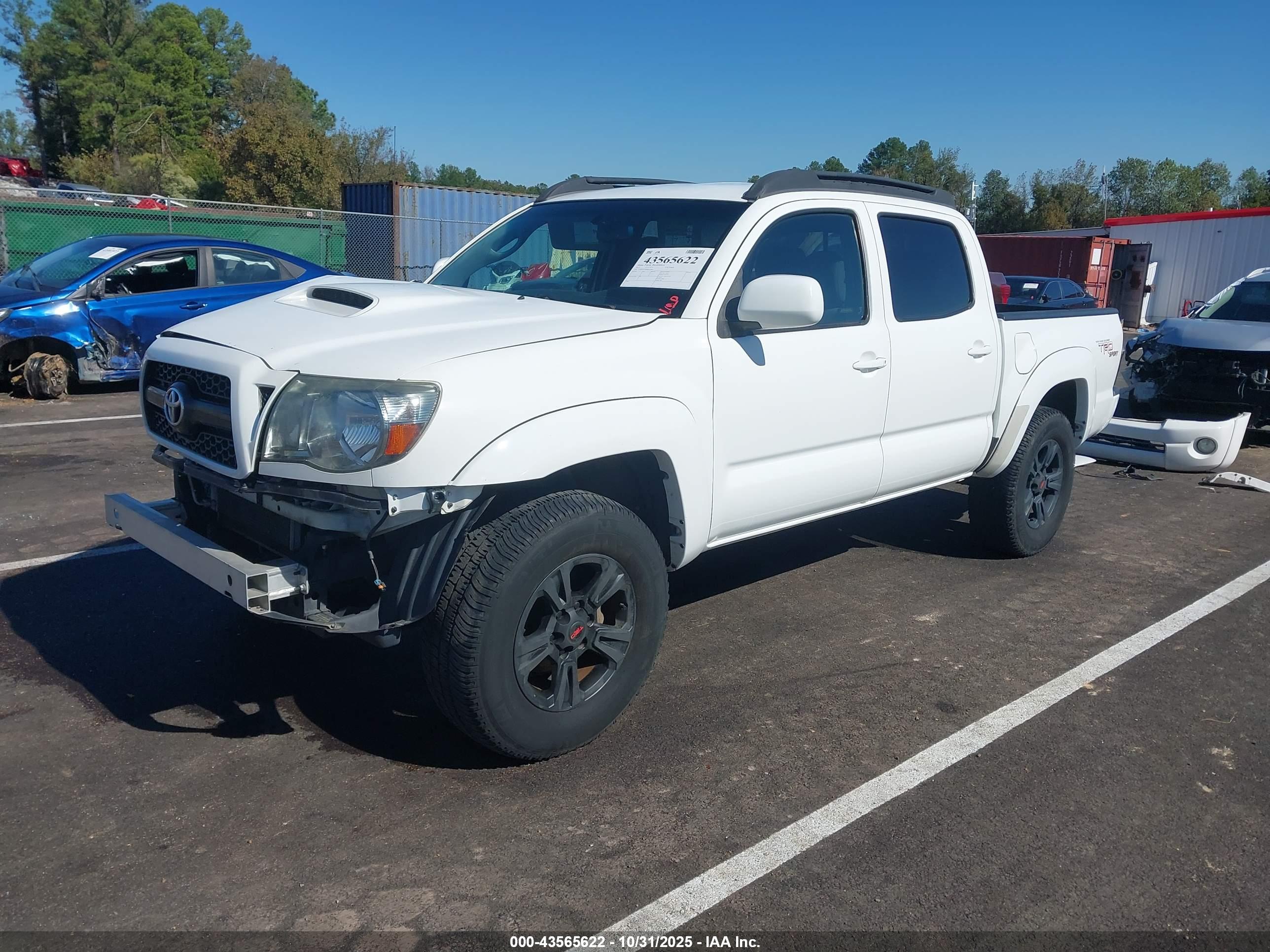 TOYOTA TACOMA image 2
