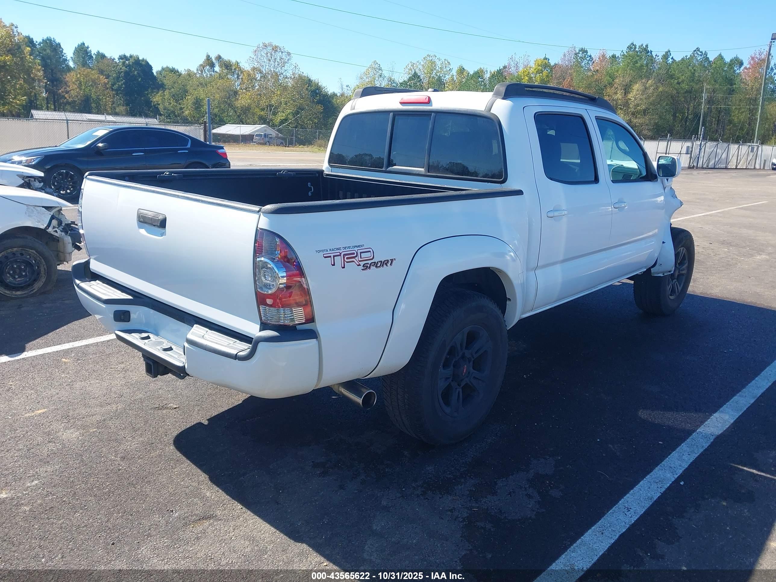 TOYOTA TACOMA image 4