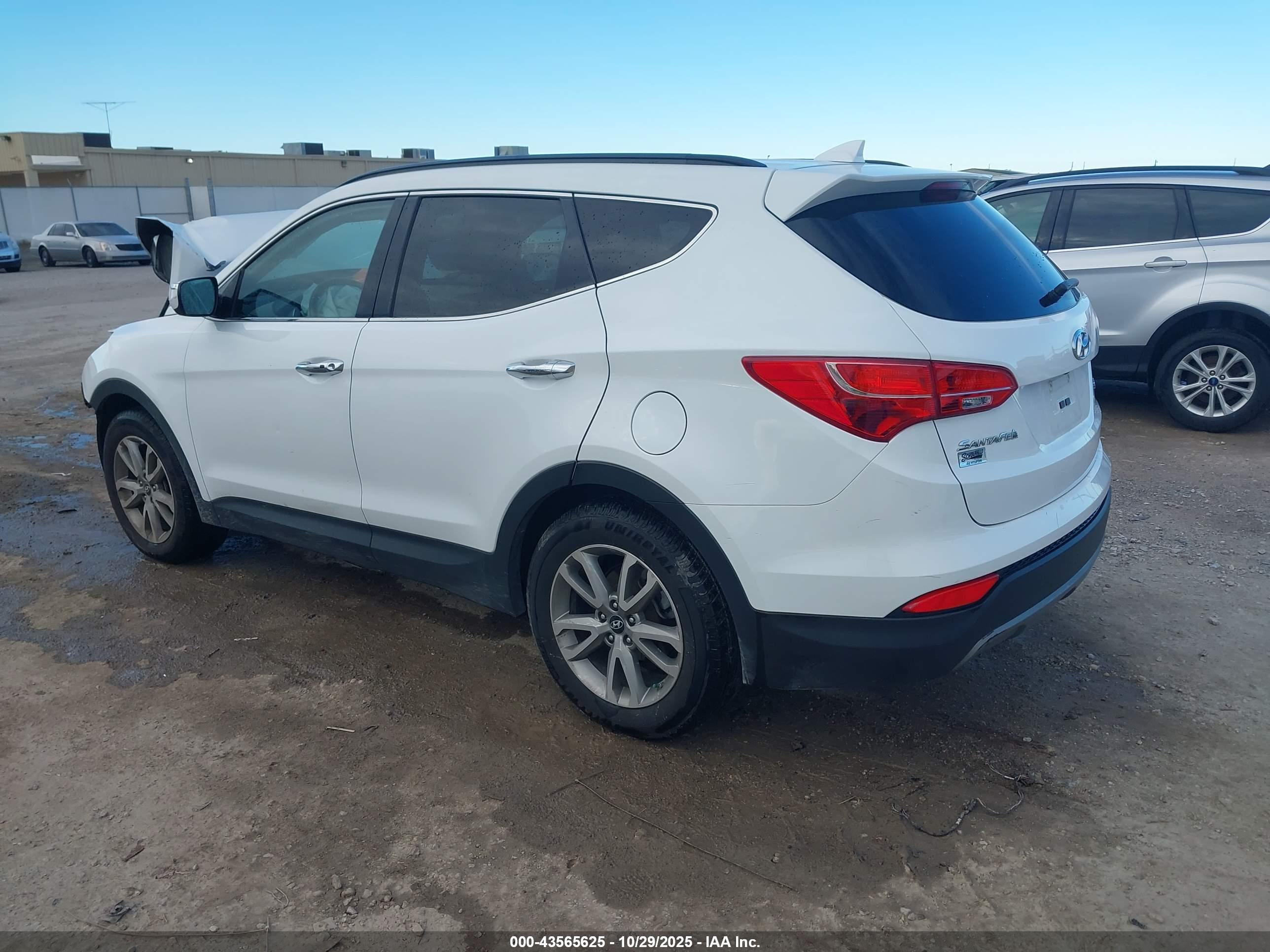HYUNDAI SANTA image 3