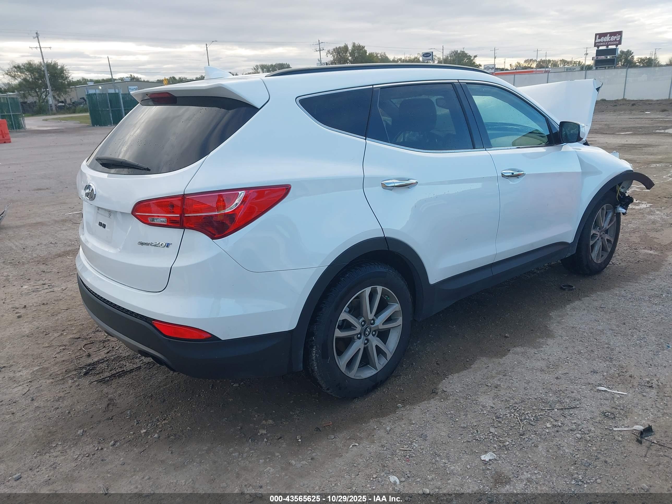 HYUNDAI SANTA image 4