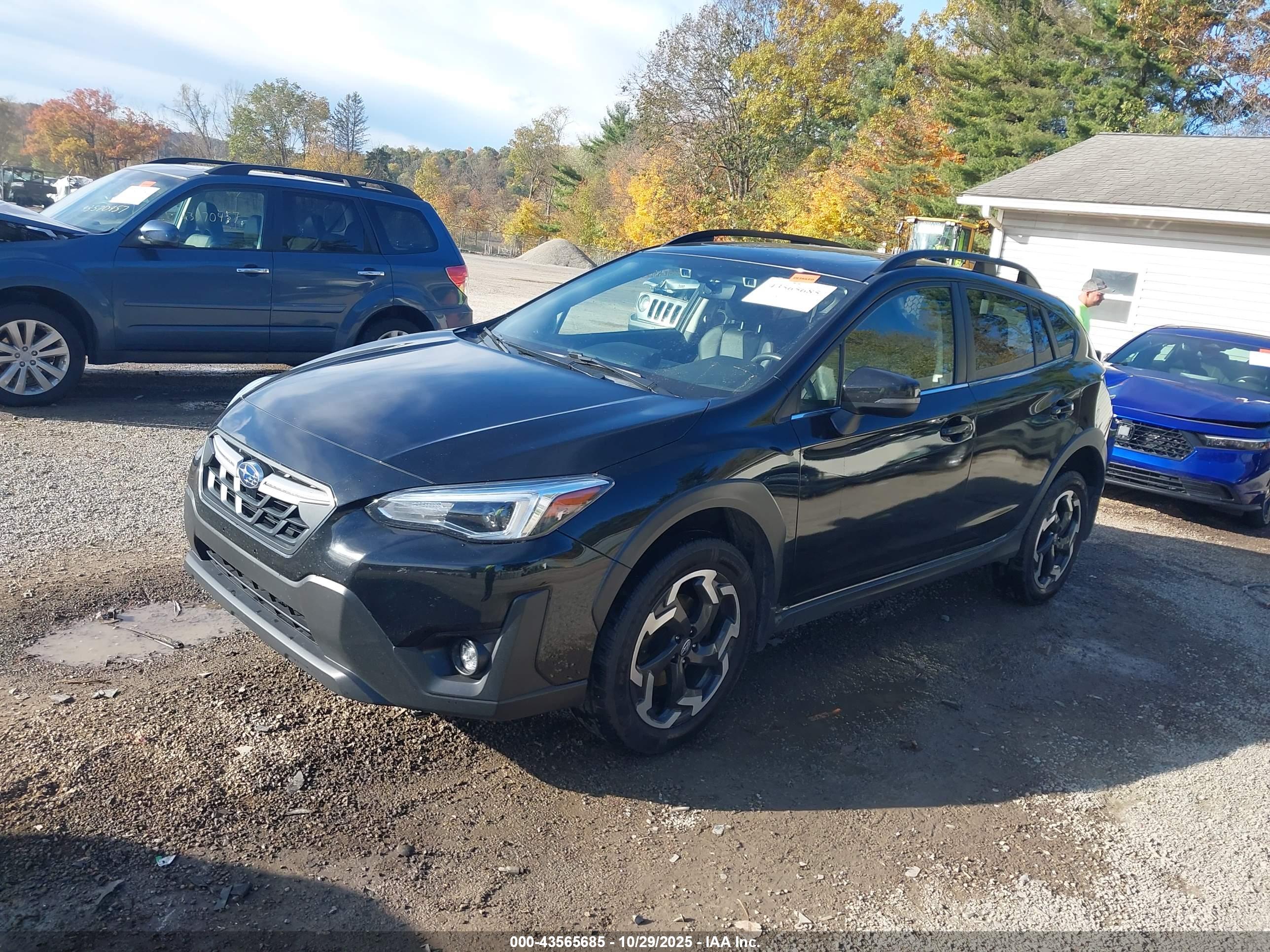 SUBARU CROSSTREK image 2