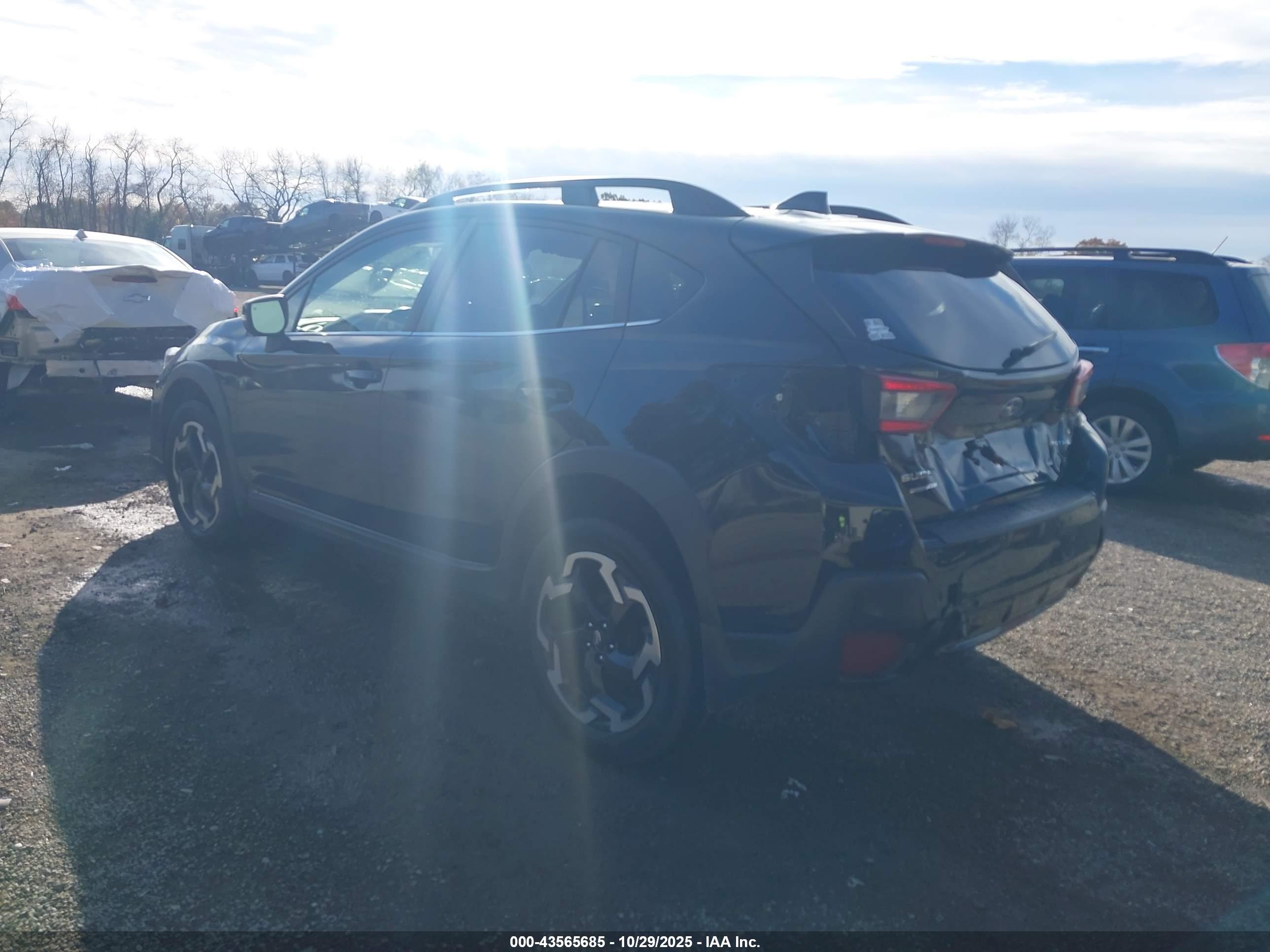 SUBARU CROSSTREK image 3