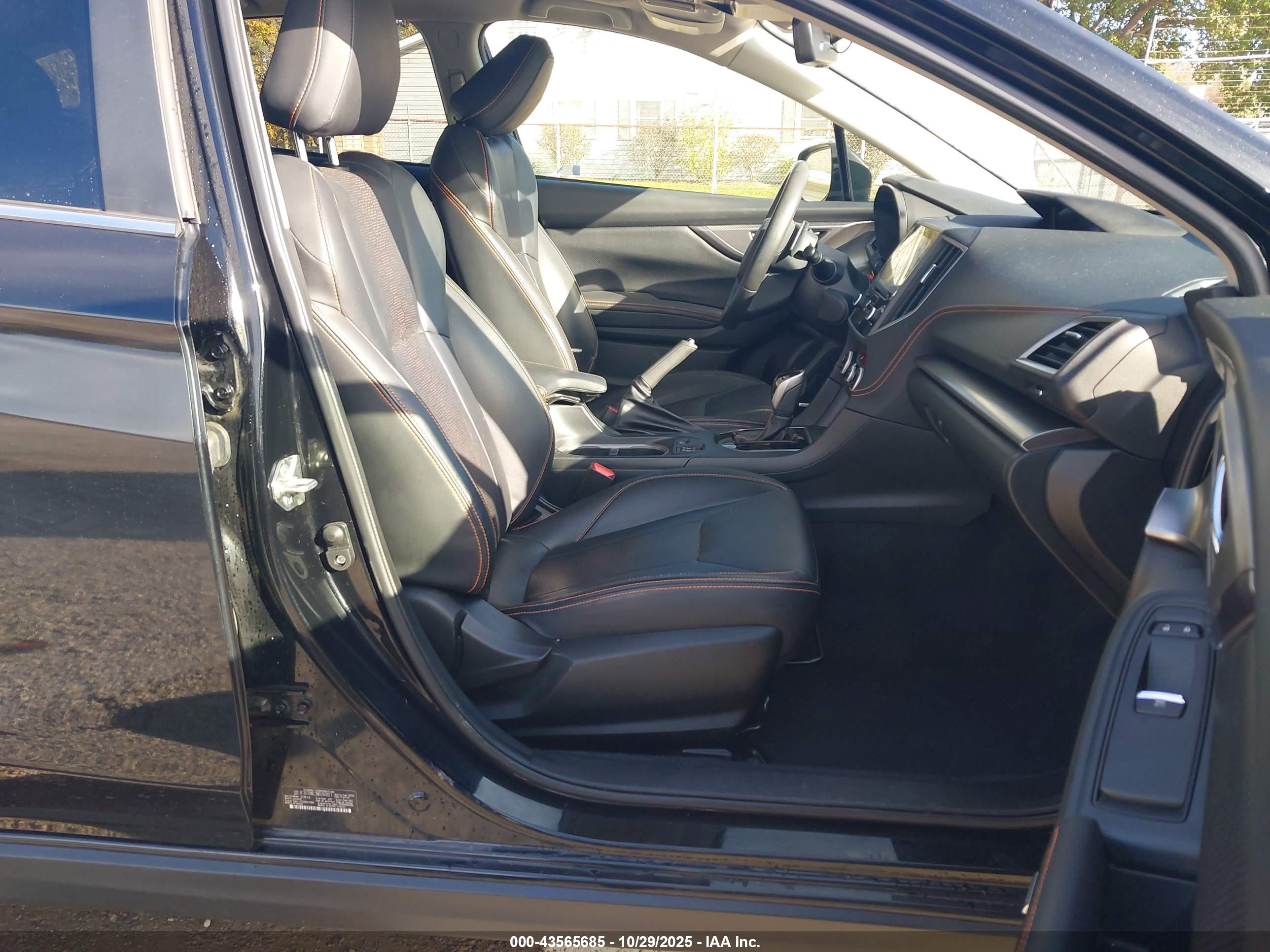 SUBARU CROSSTREK image 5