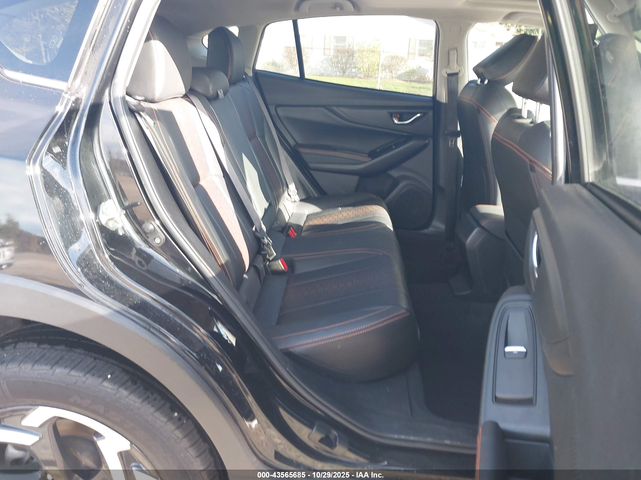 SUBARU CROSSTREK image 8