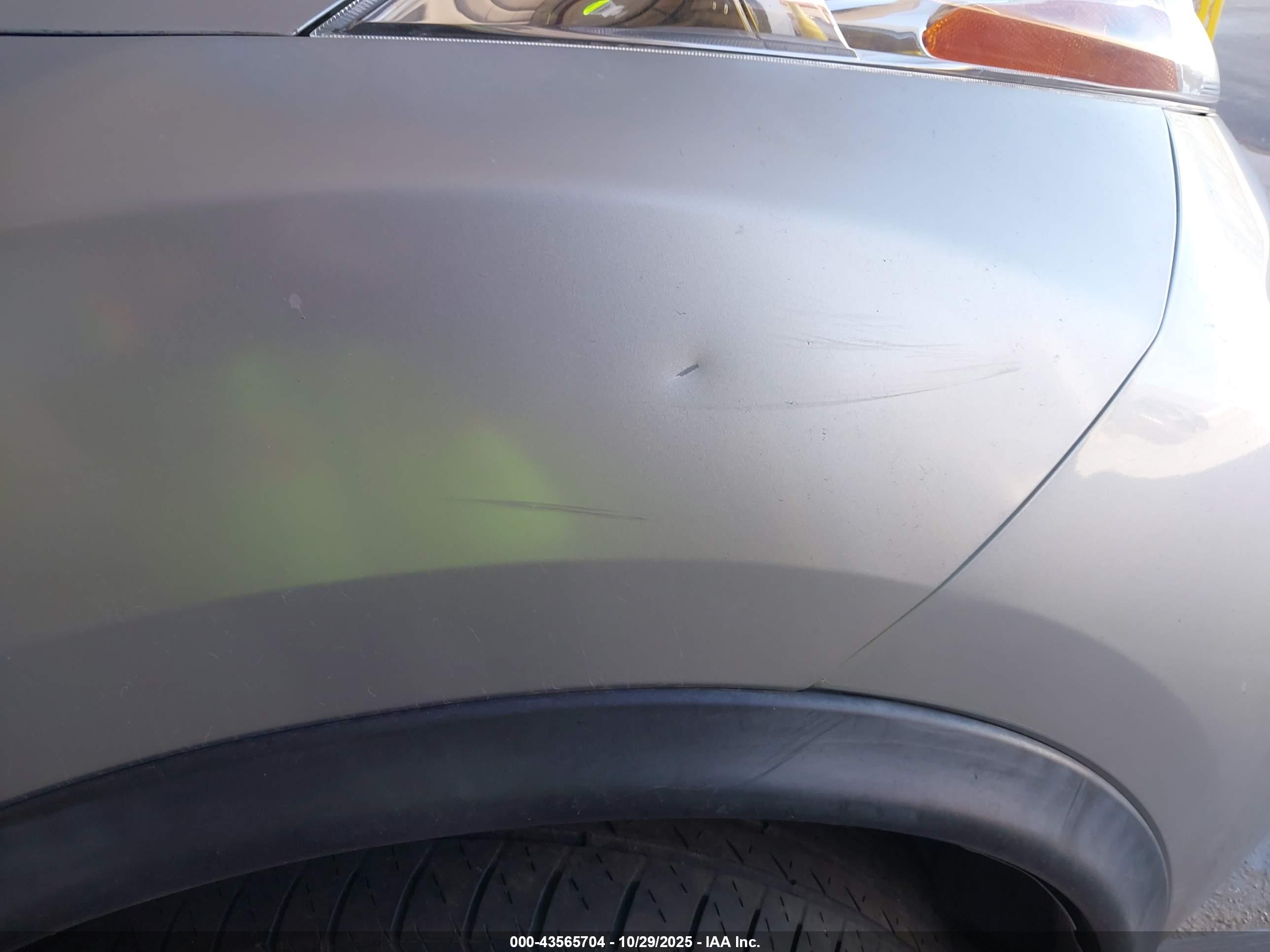 NISSAN JUKE image 6
