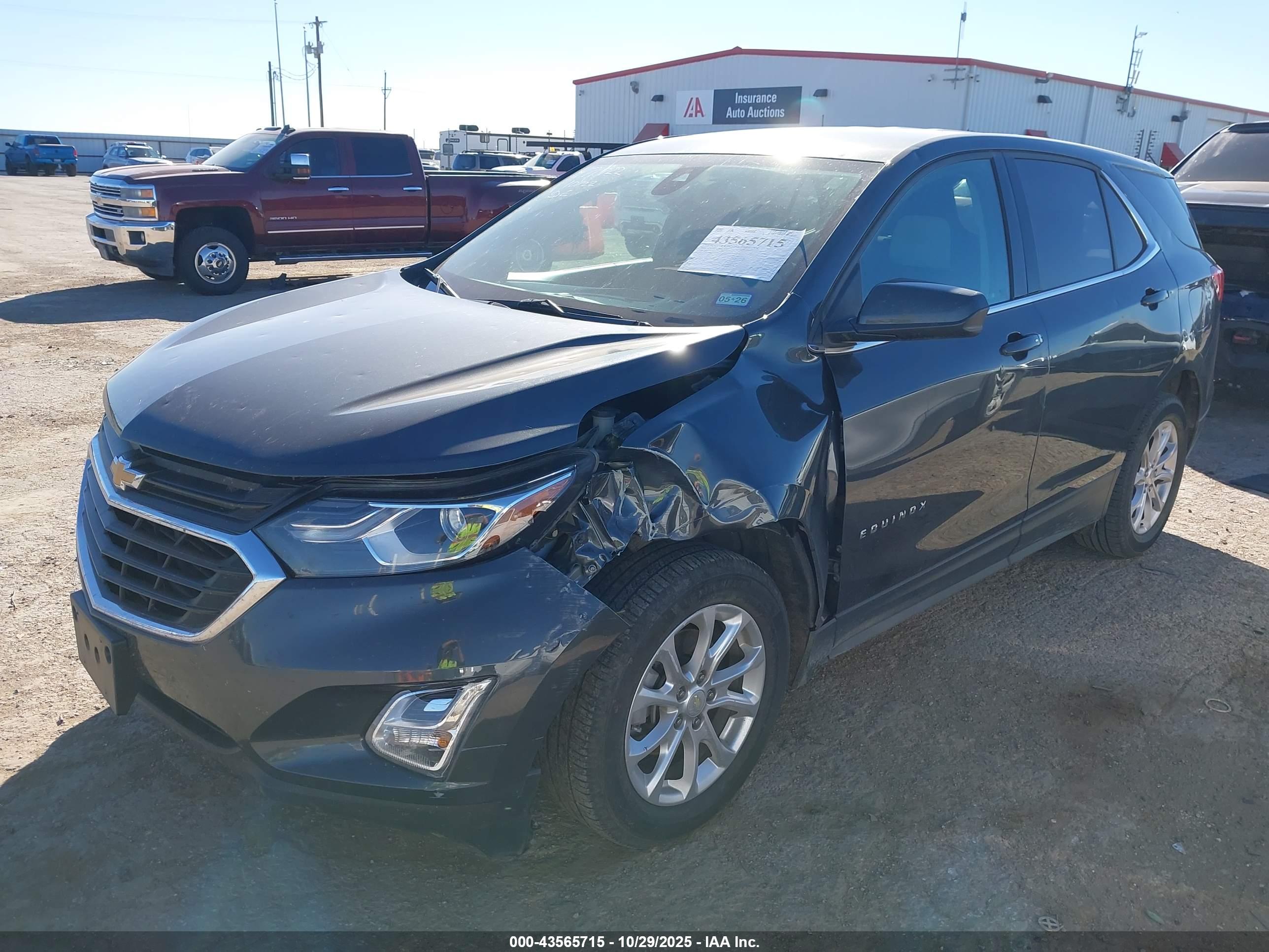 CHEVROLET EQUINOX image 2