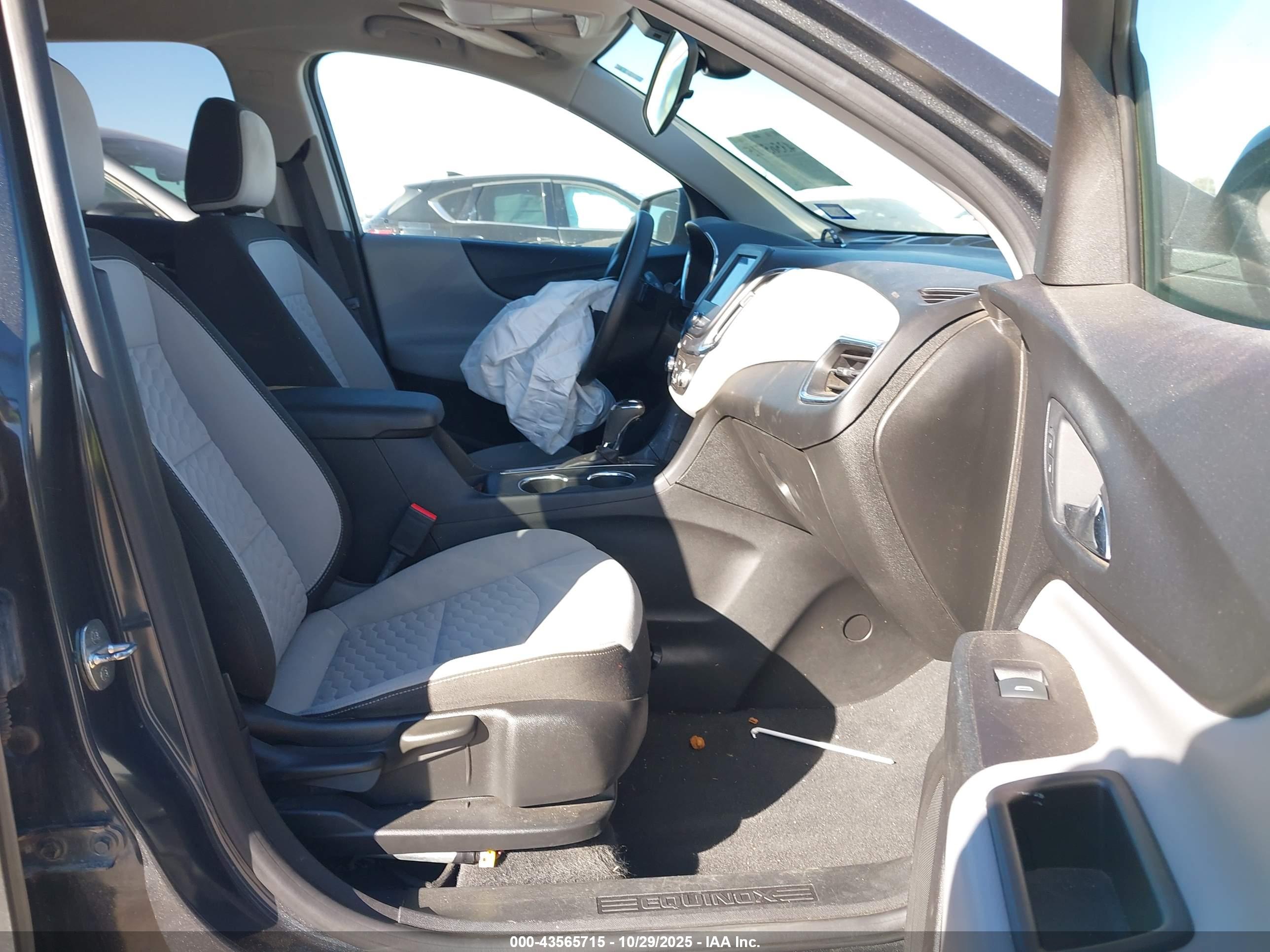 CHEVROLET EQUINOX image 5