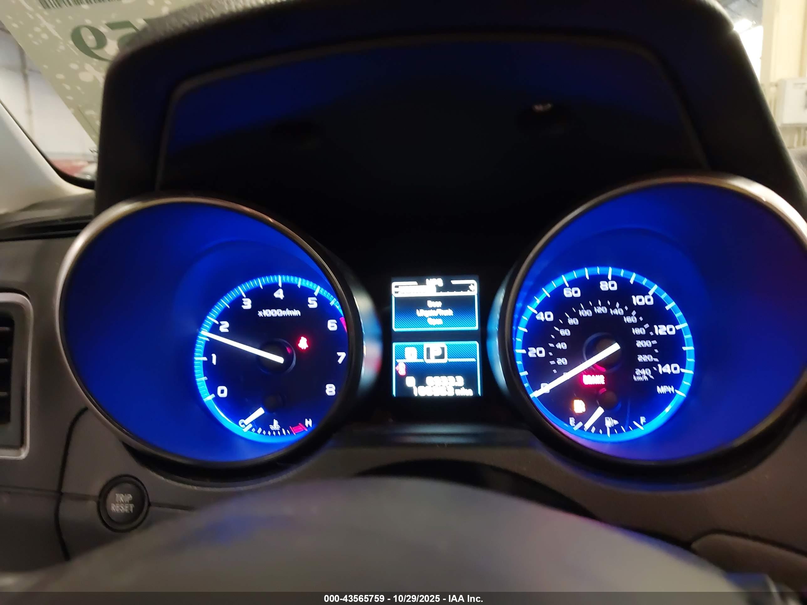 SUBARU OUTBACK image 7