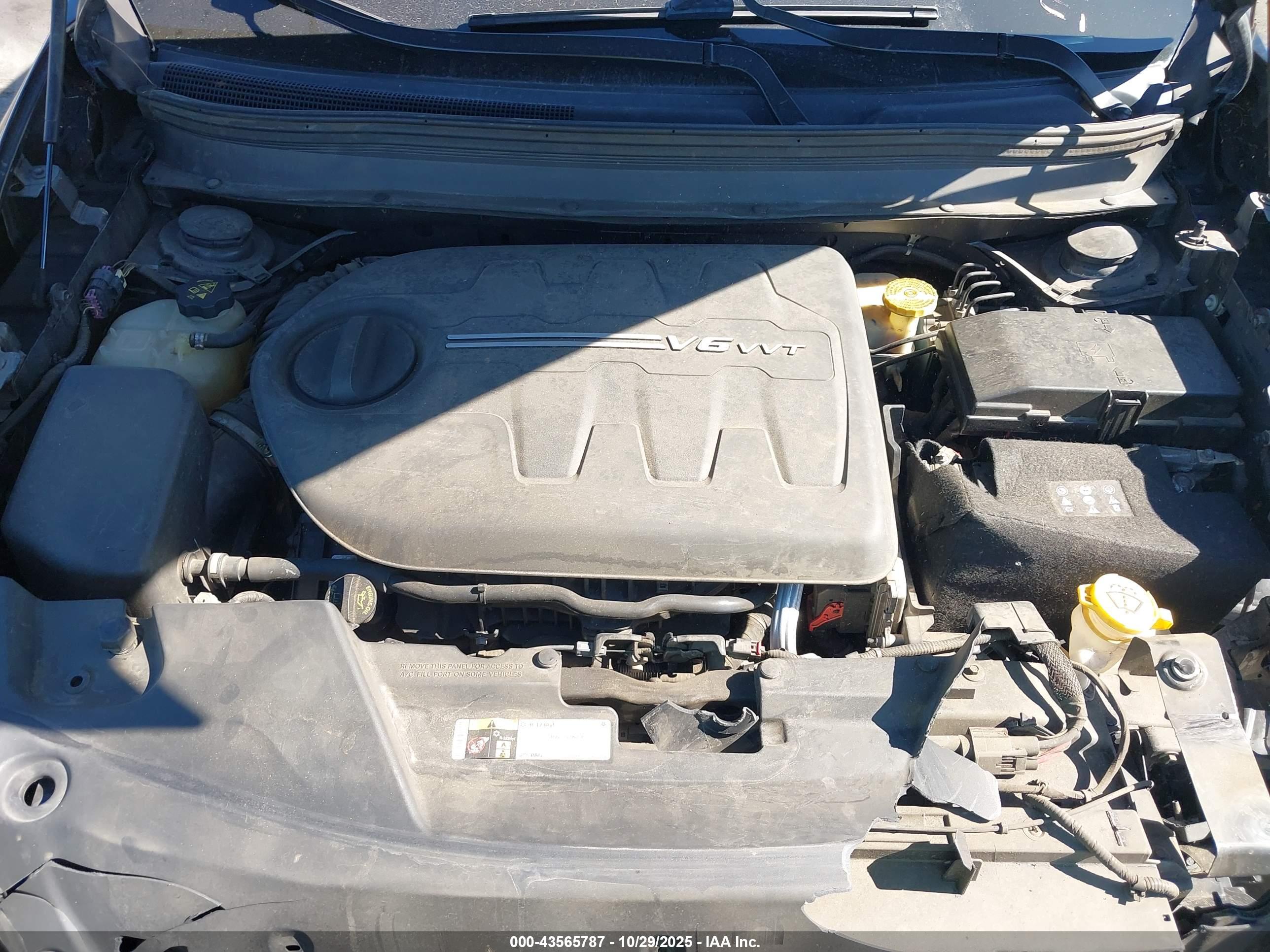 JEEP CHEROKEE image 10