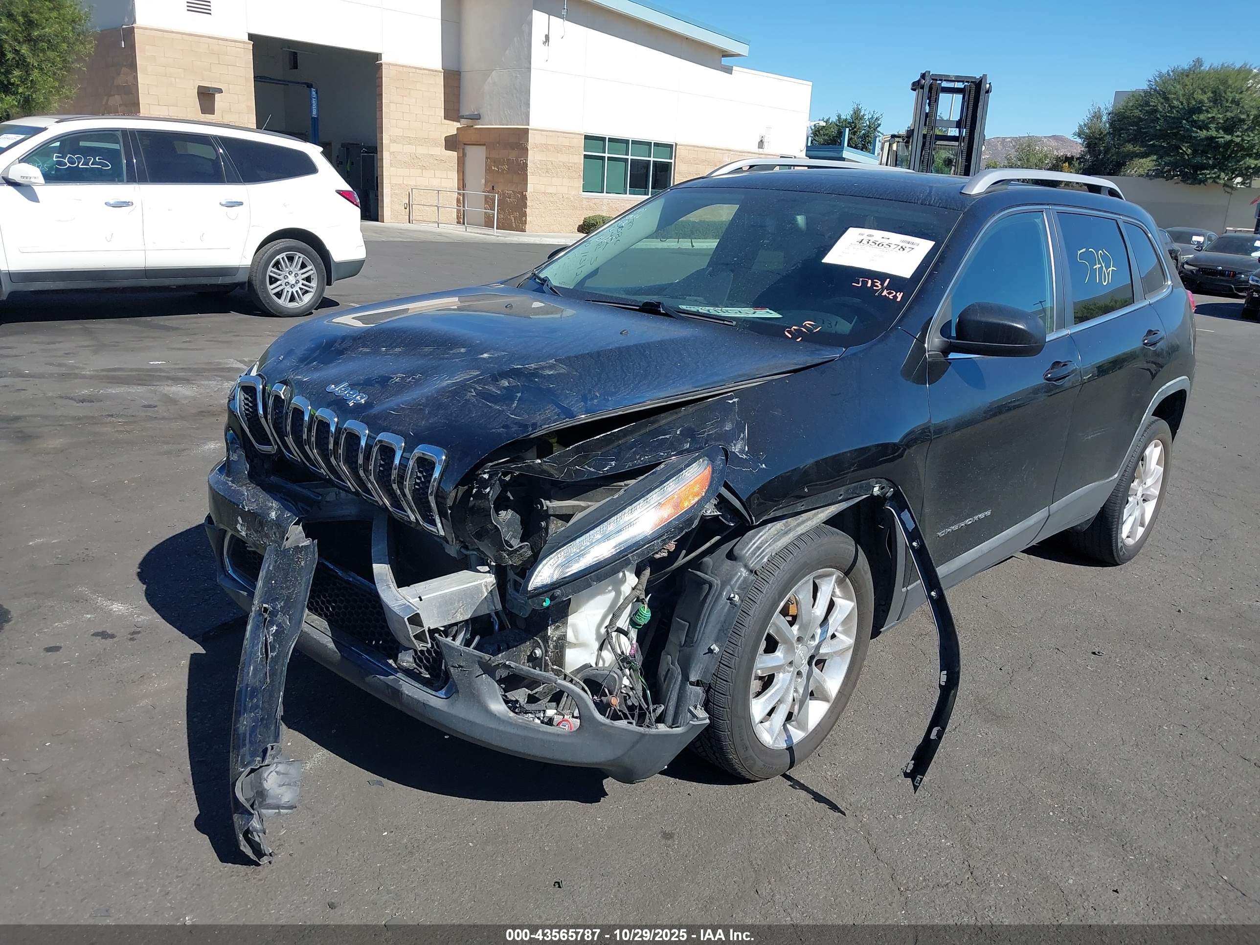 JEEP CHEROKEE image 2