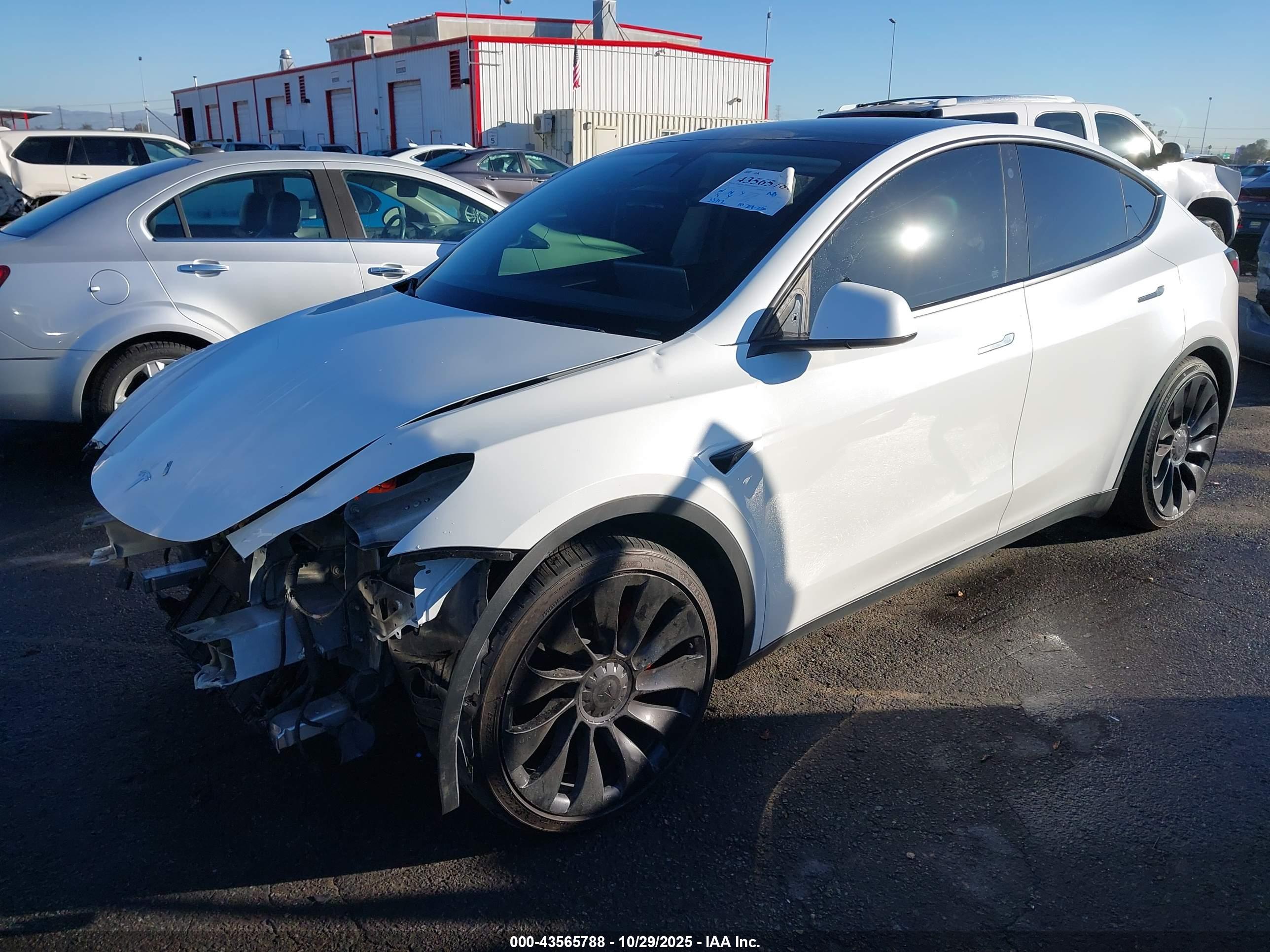 TESLA MODEL image 2