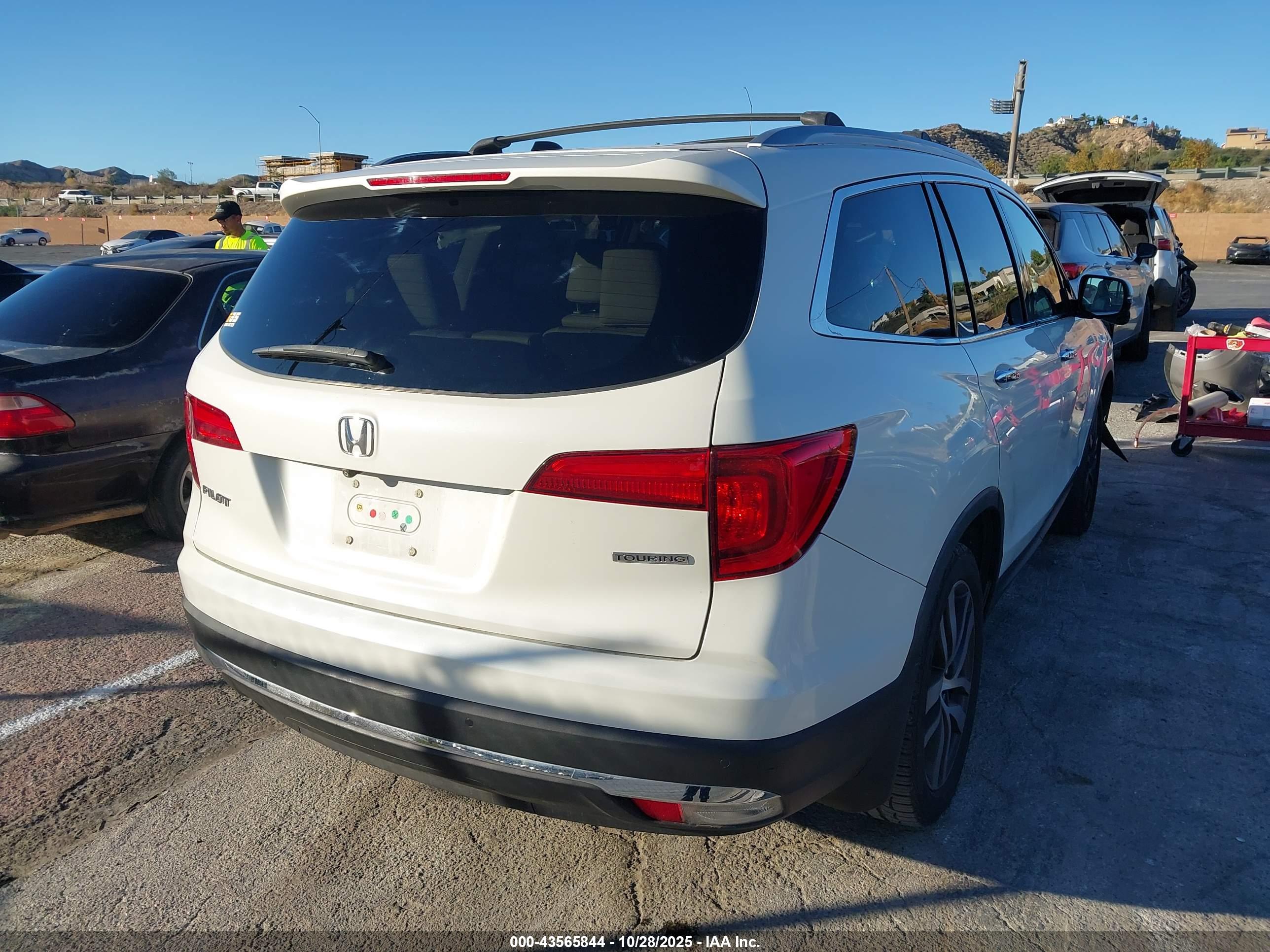 HONDA PILOT image 4