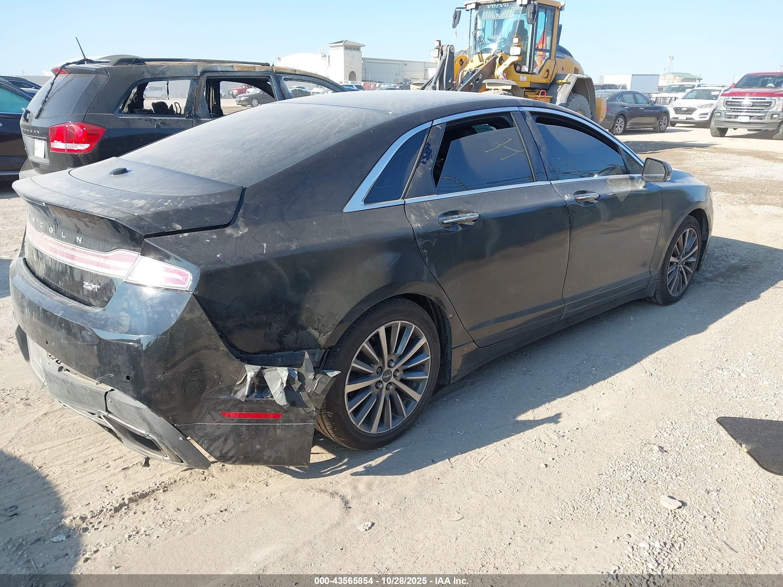 LINCOLN MKZ image 4