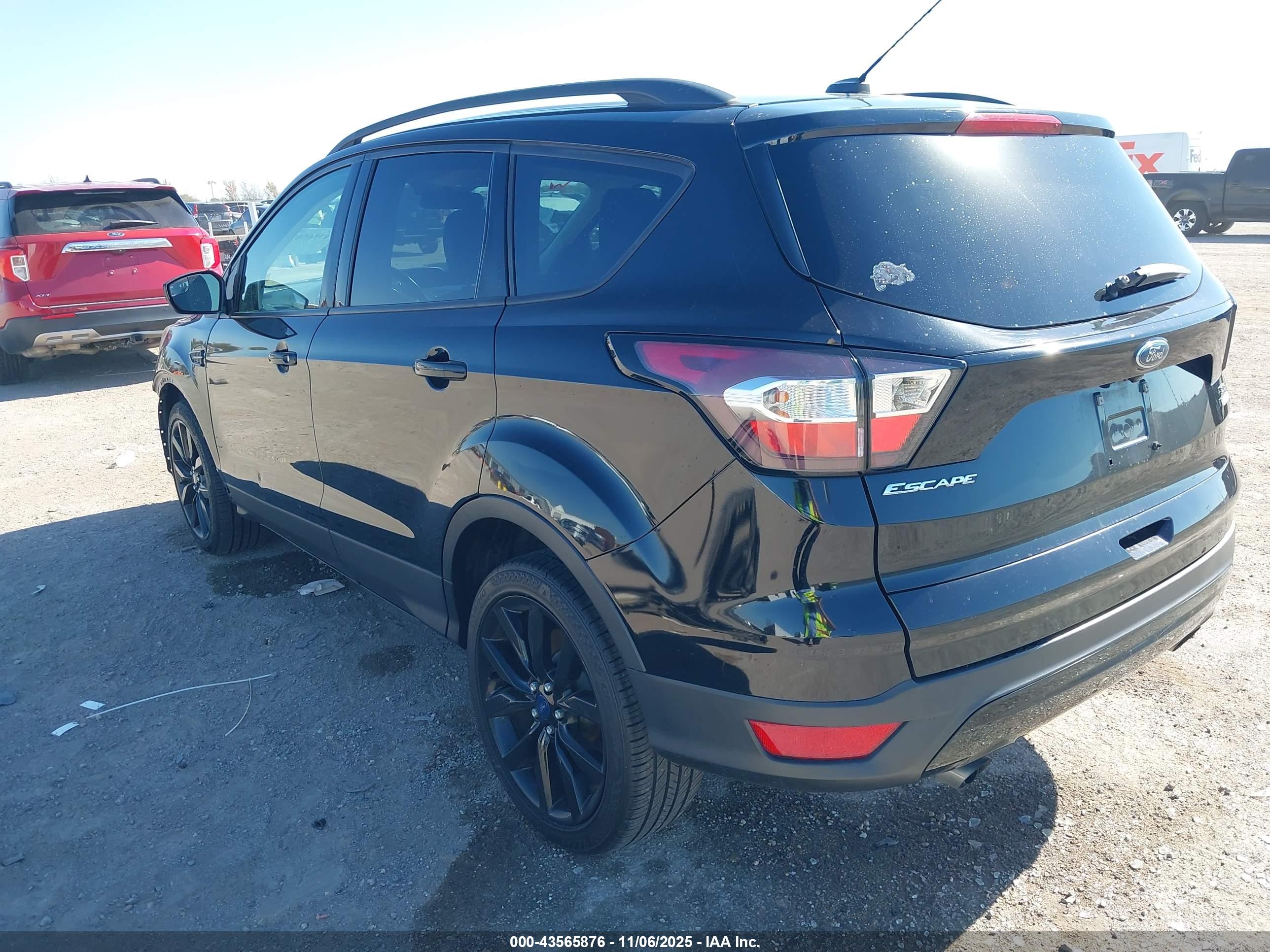 FORD ESCAPE image 3