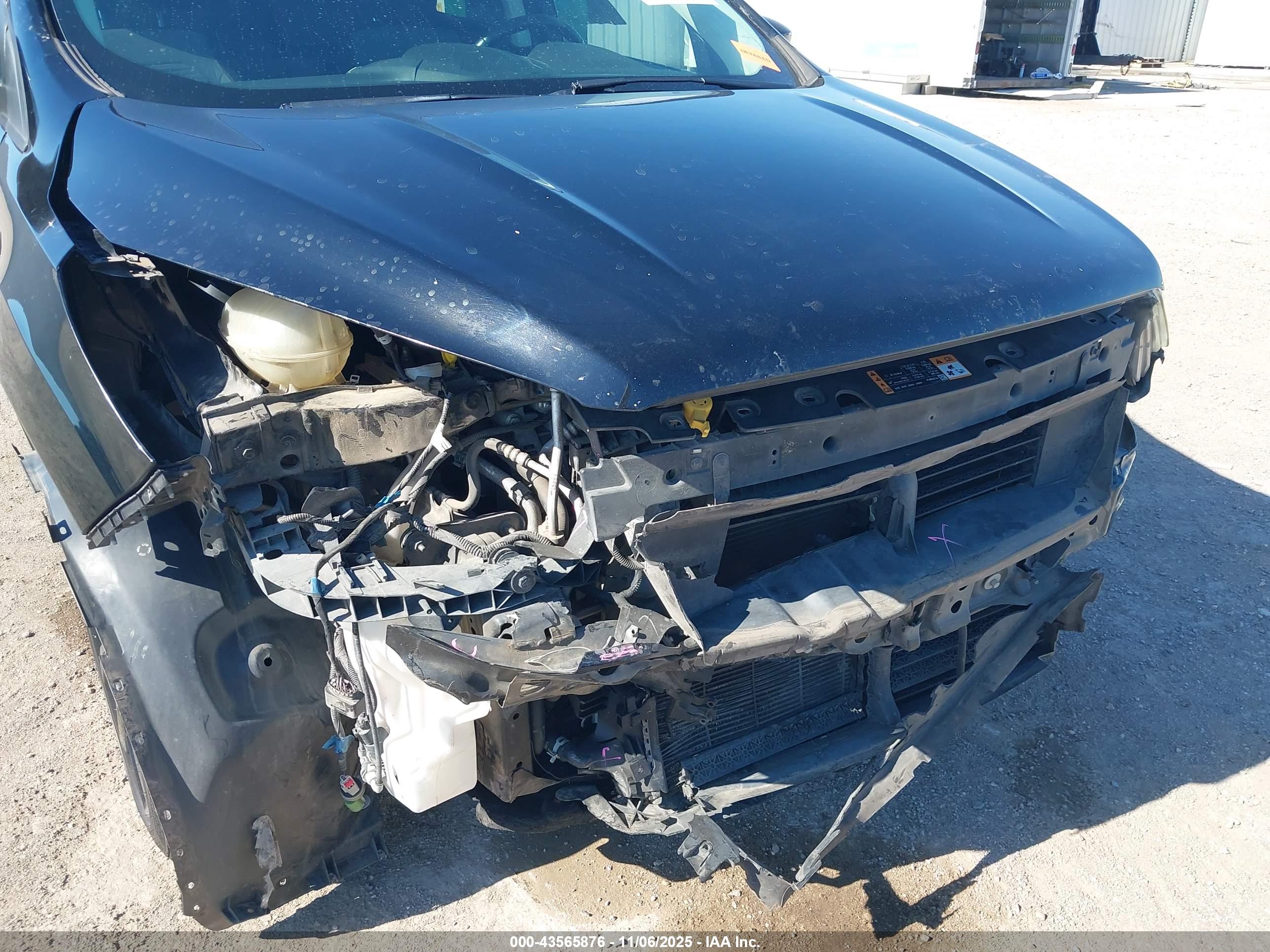 FORD ESCAPE image 6
