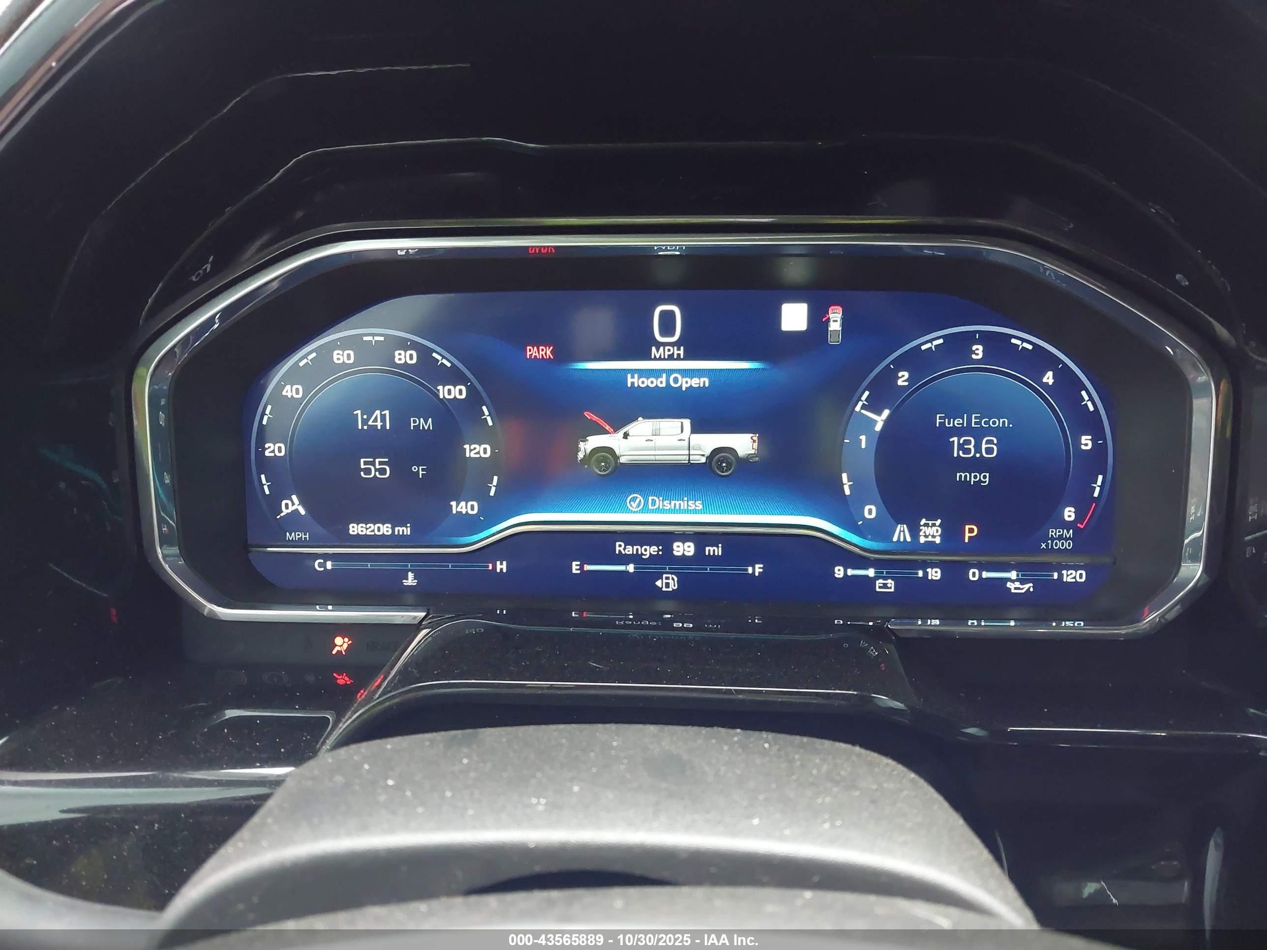 CHEVROLET SILVERADO image 7