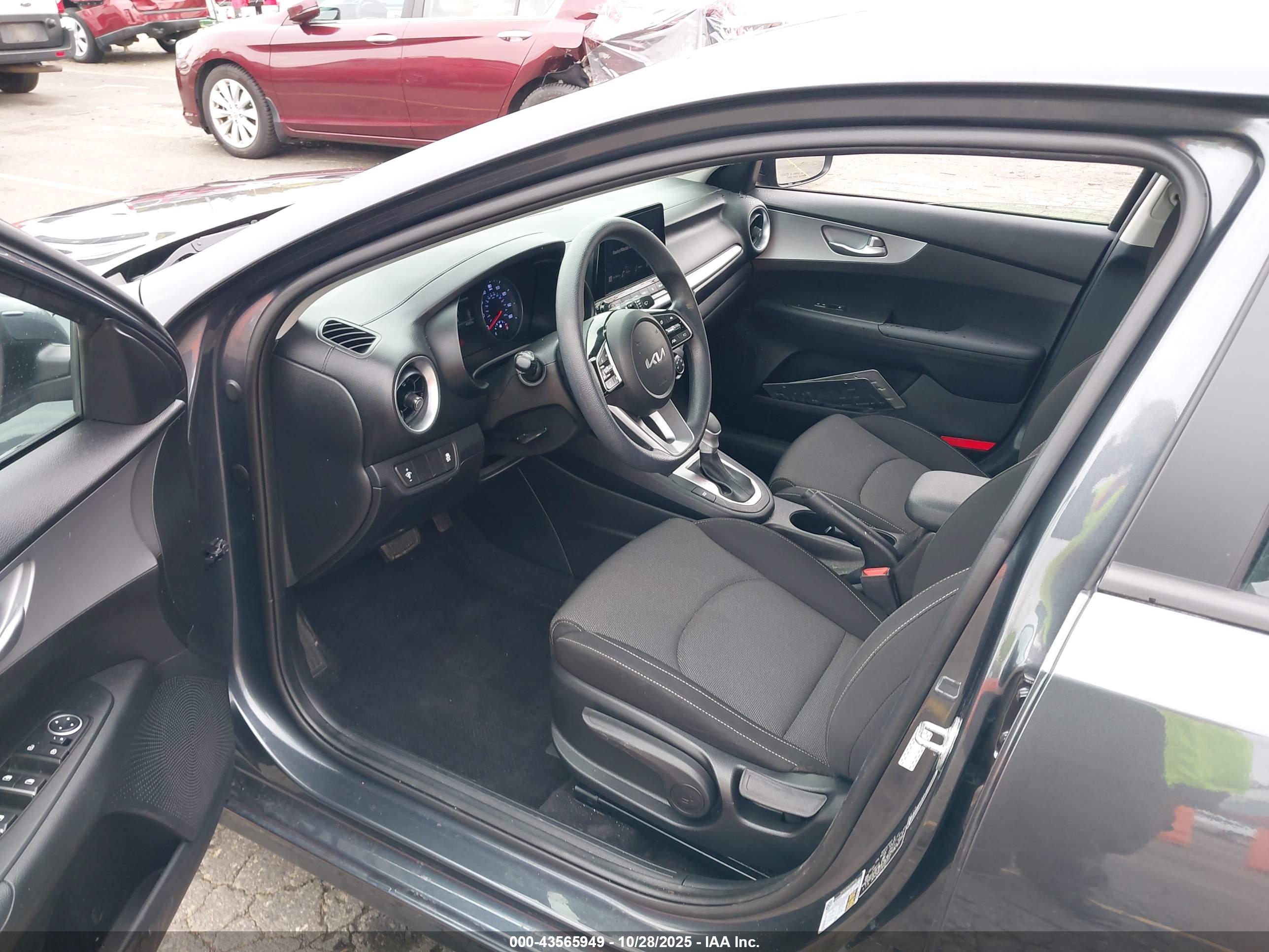 KIA FORTE image 5