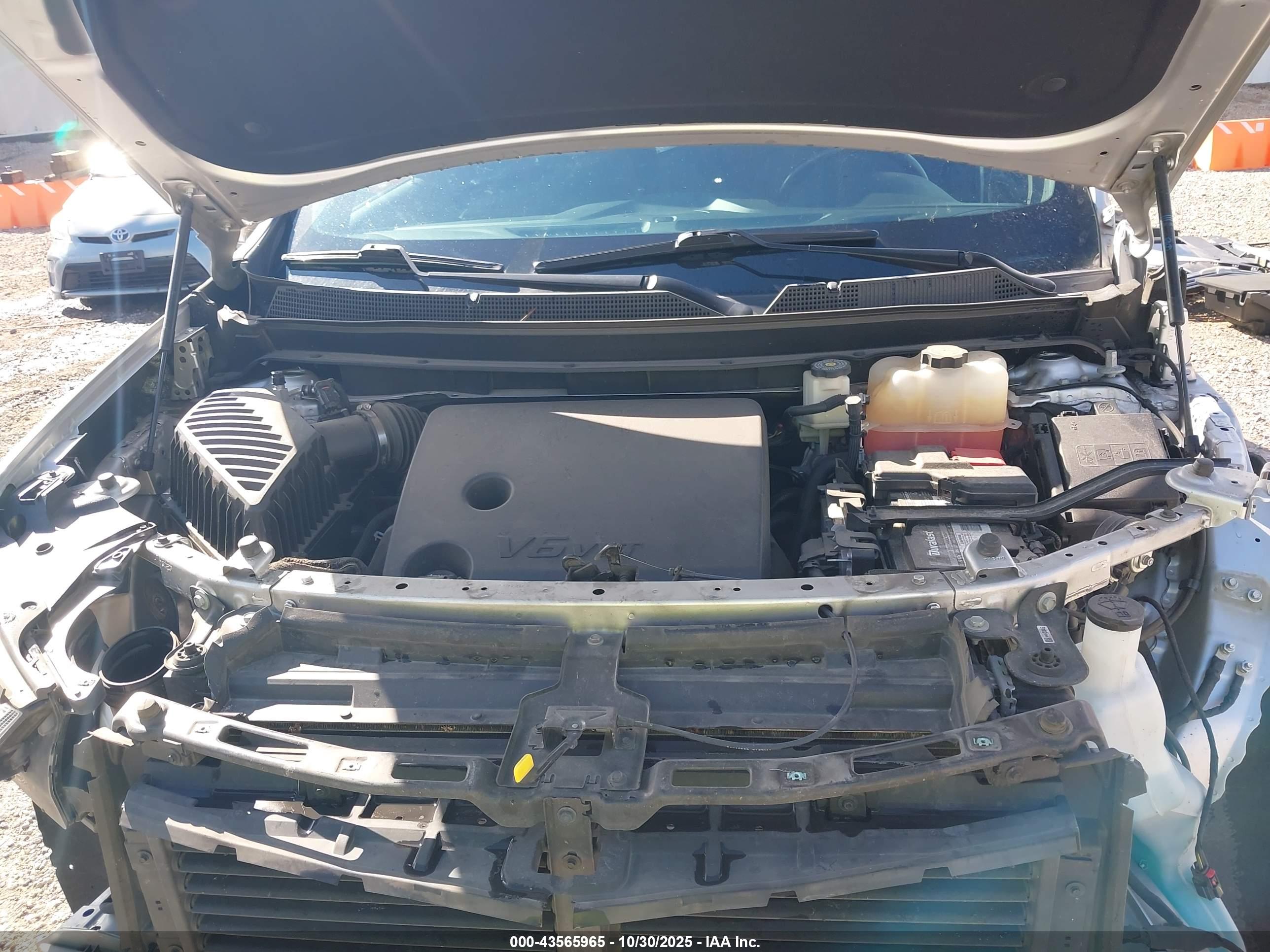CHEVROLET TRAVERSE image 10