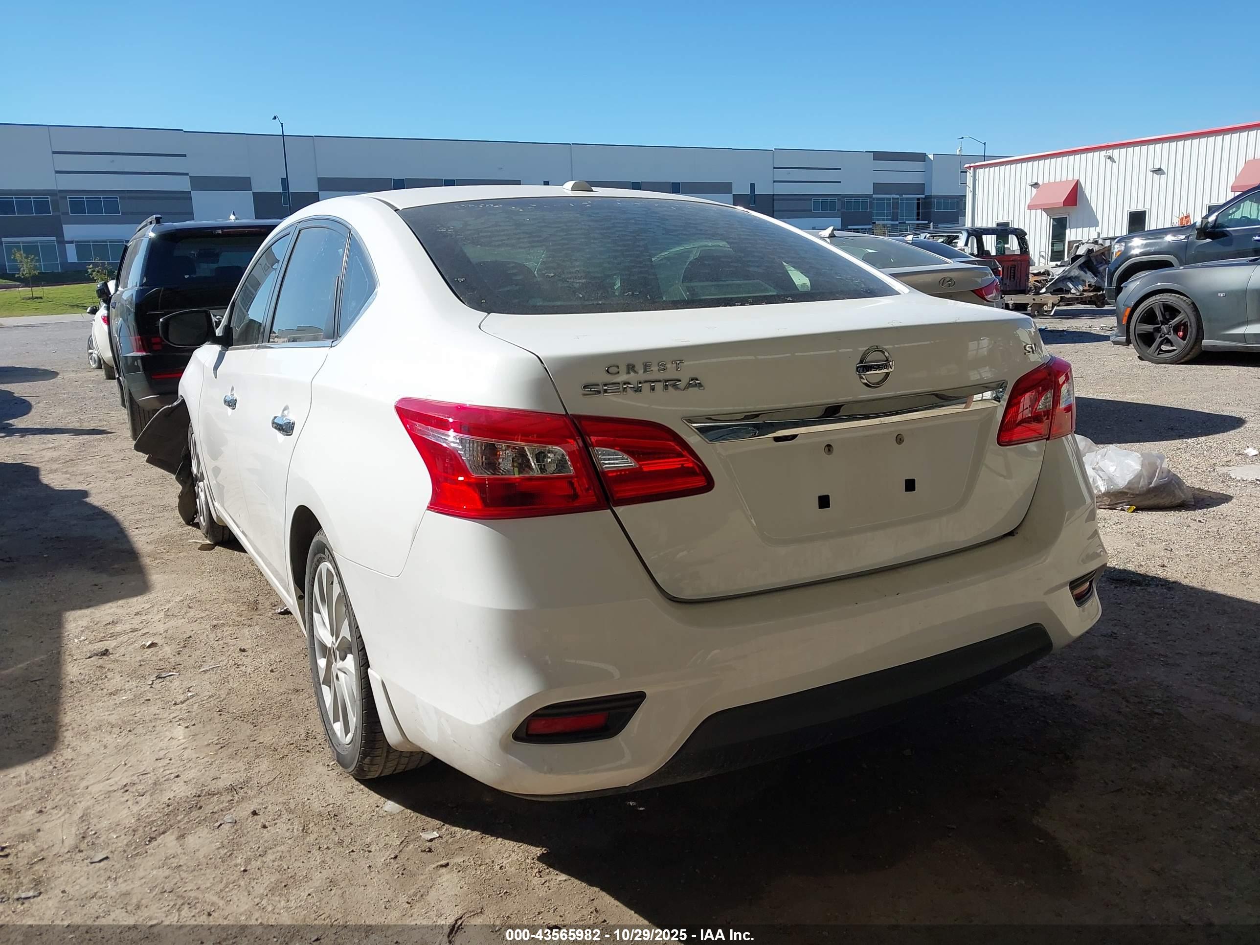 NISSAN SENTRA image 3