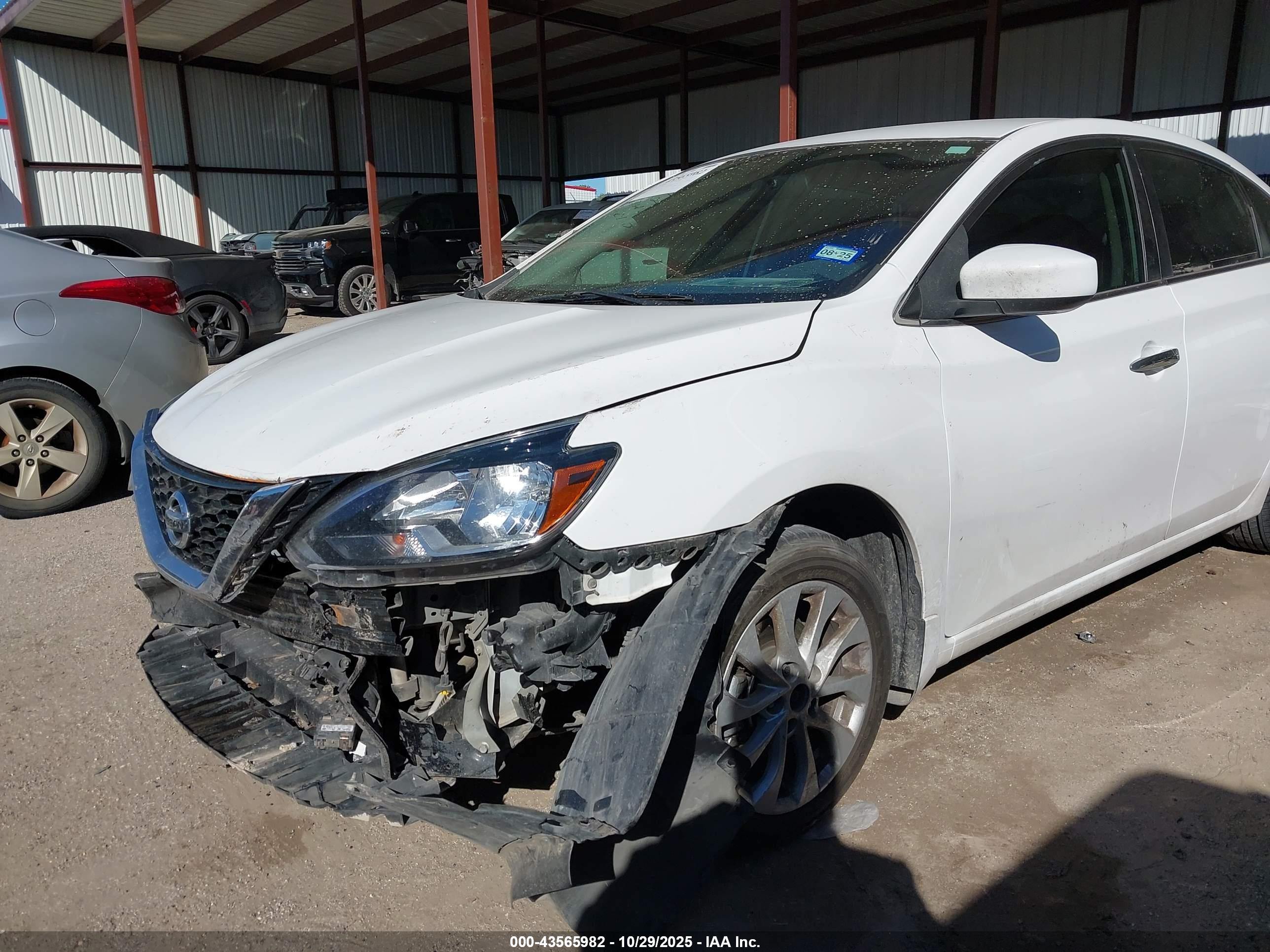 NISSAN SENTRA image 6