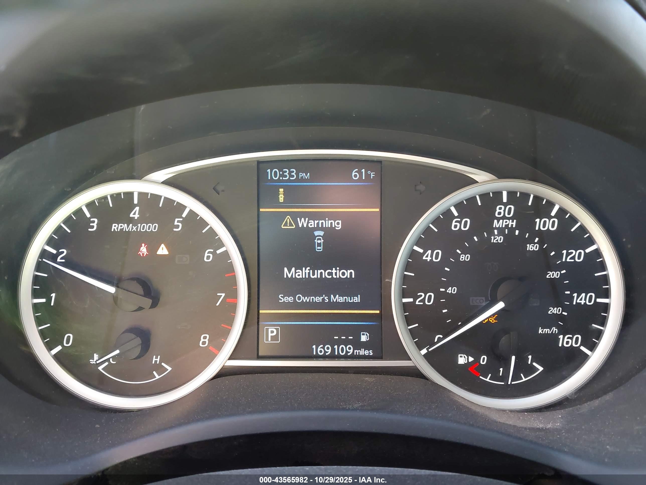 NISSAN SENTRA image 7